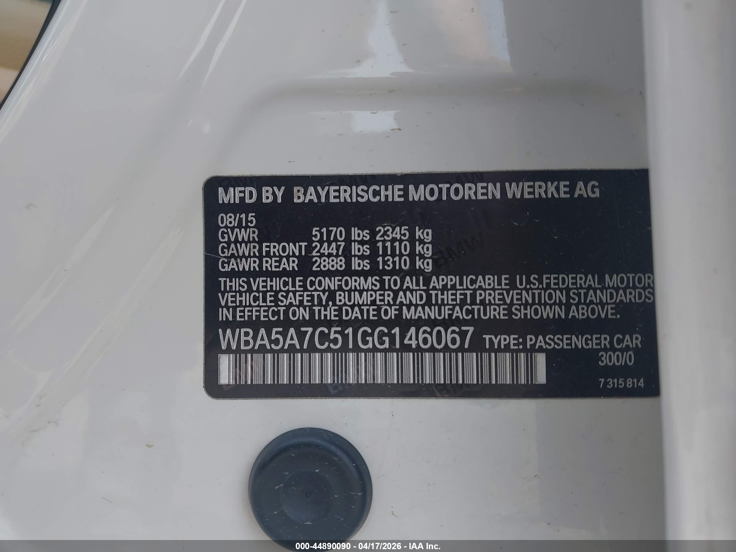 BMW 528I image 9