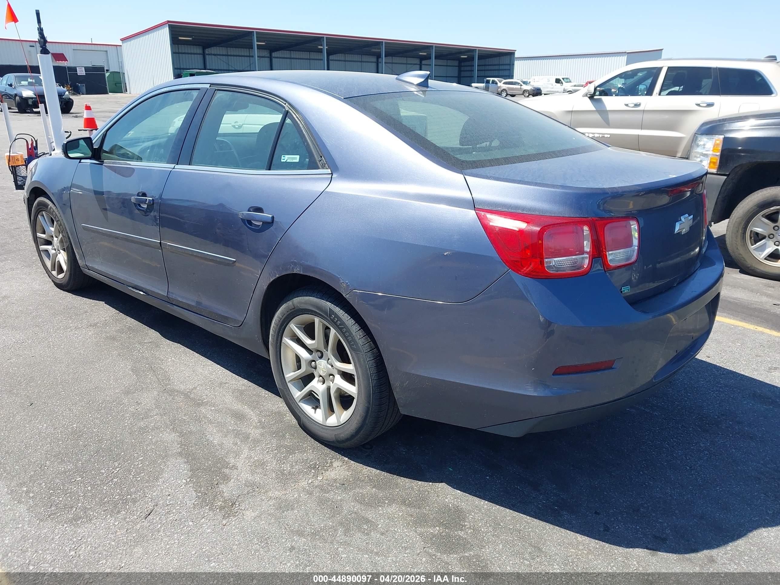 CHEVROLET MALIBU image 3