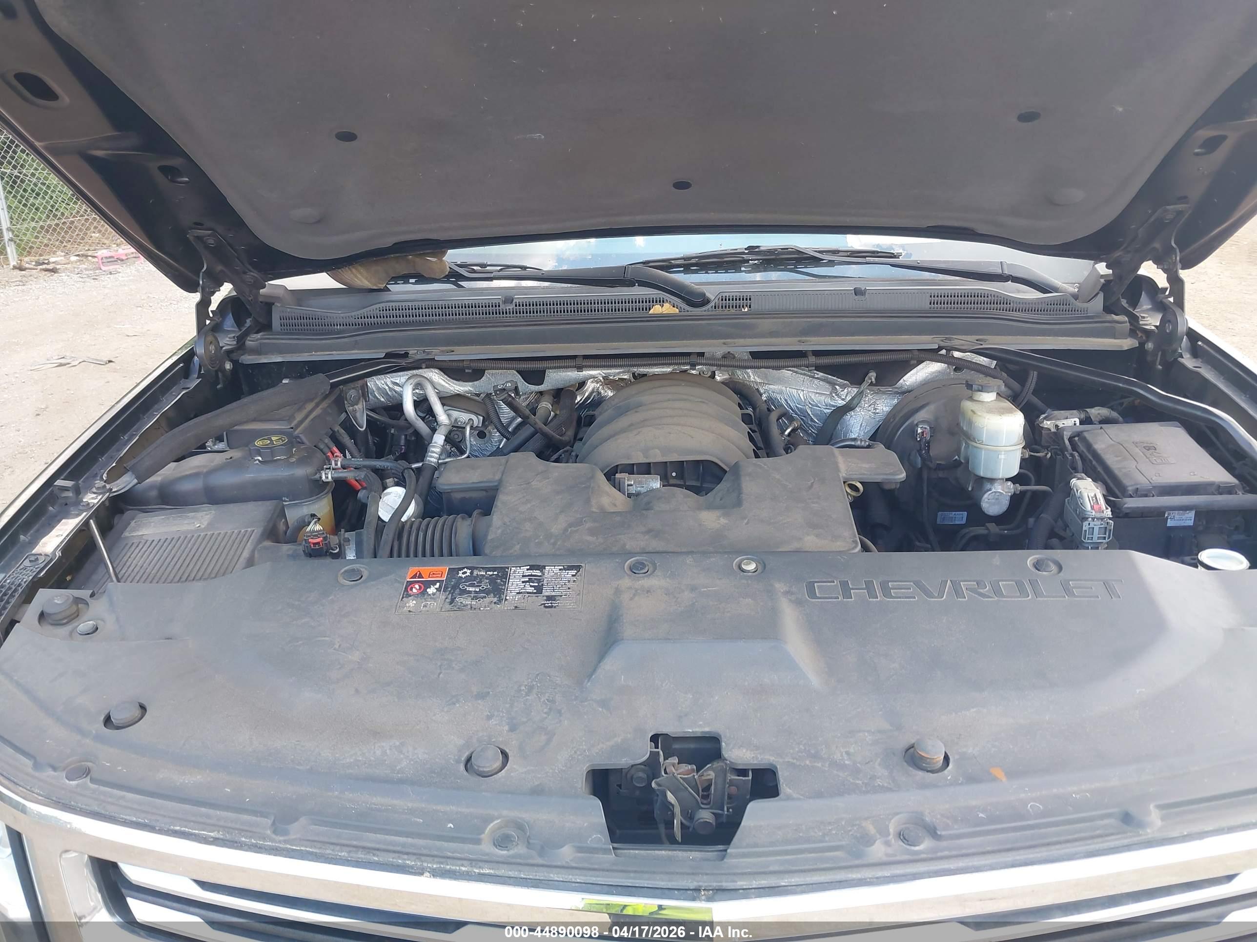 CHEVROLET TAHOE image 10