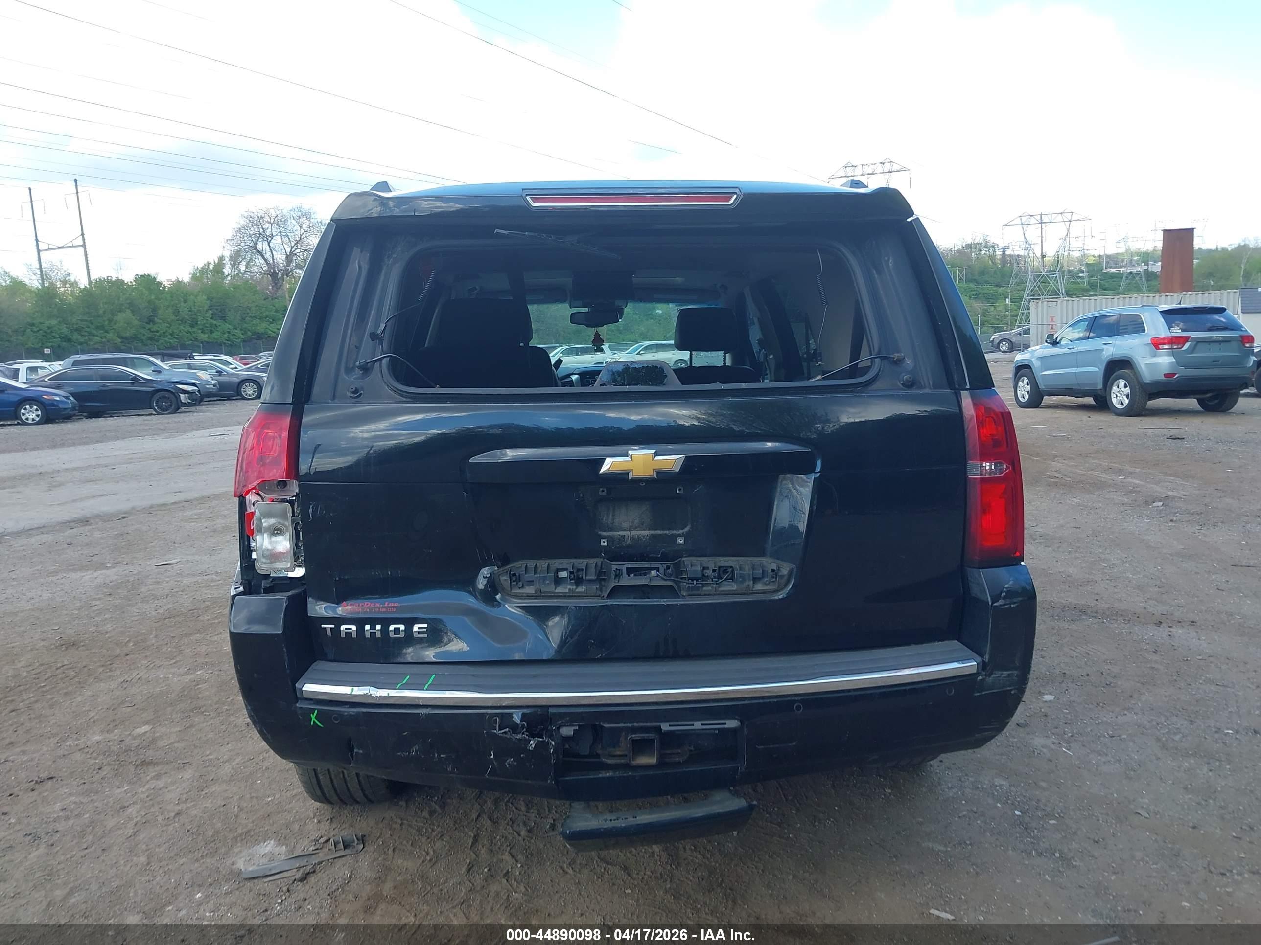 CHEVROLET TAHOE image 6