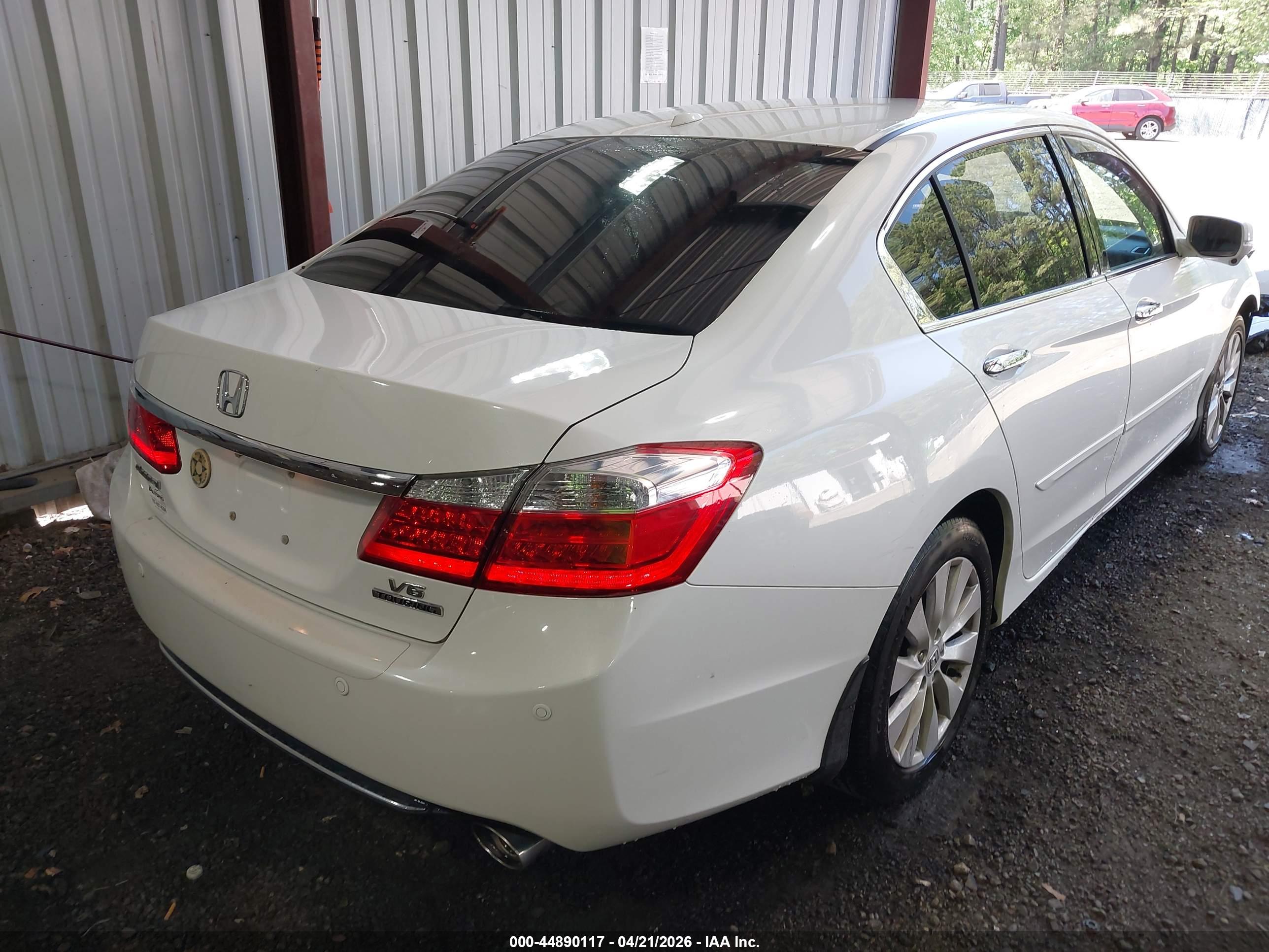 HONDA ACCORD image 4