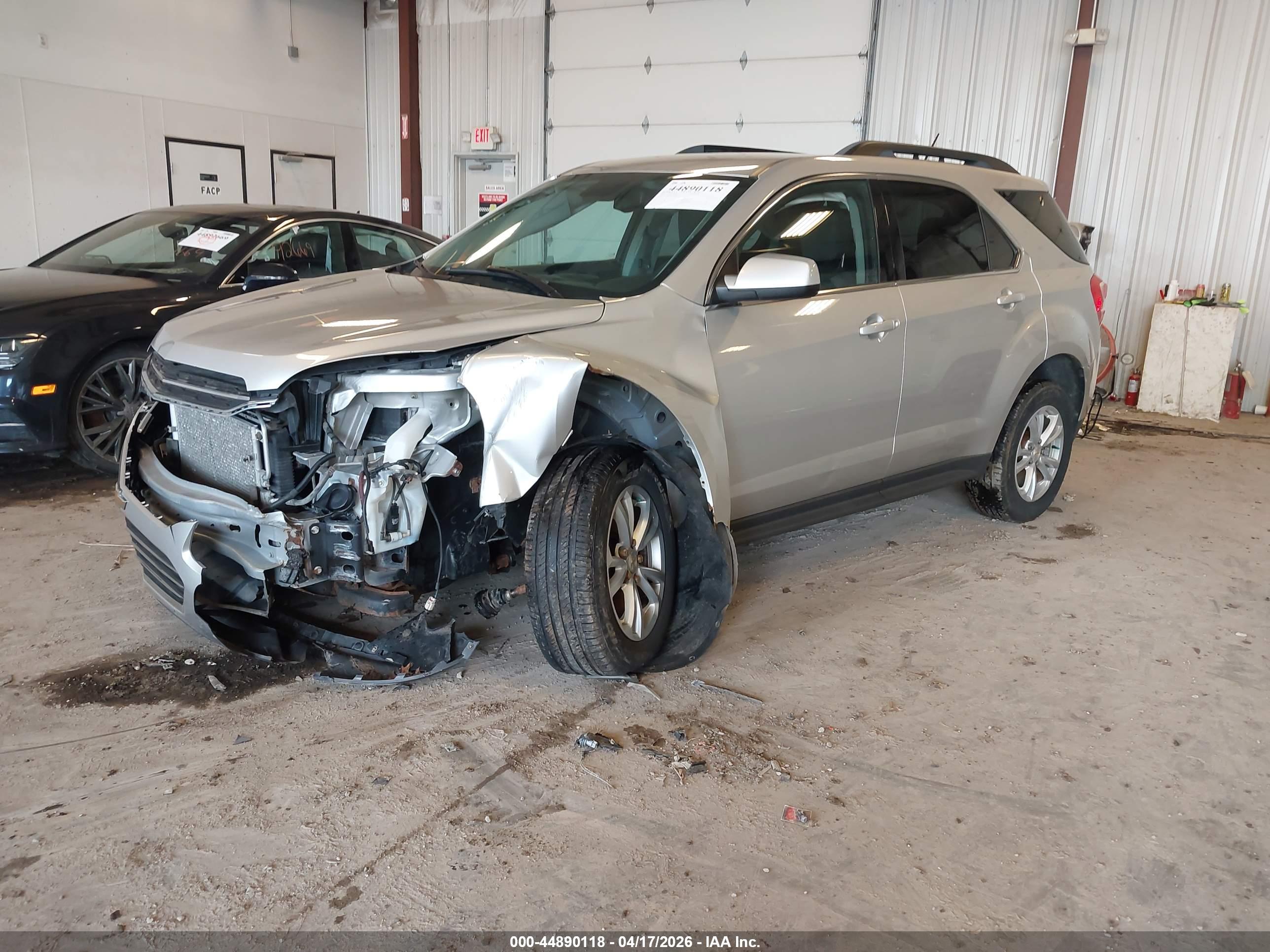 CHEVROLET EQUINOX image 2
