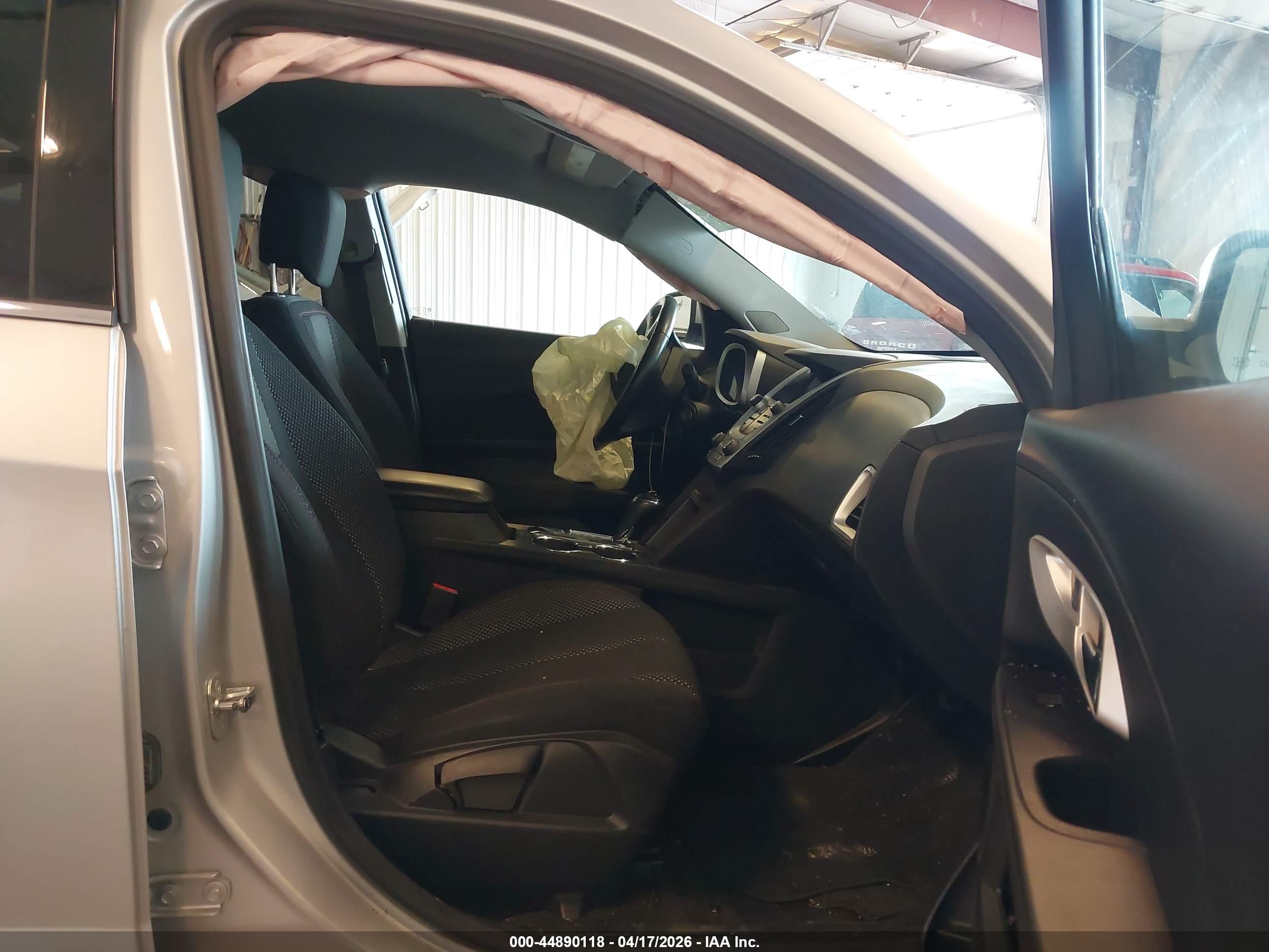 CHEVROLET EQUINOX image 5