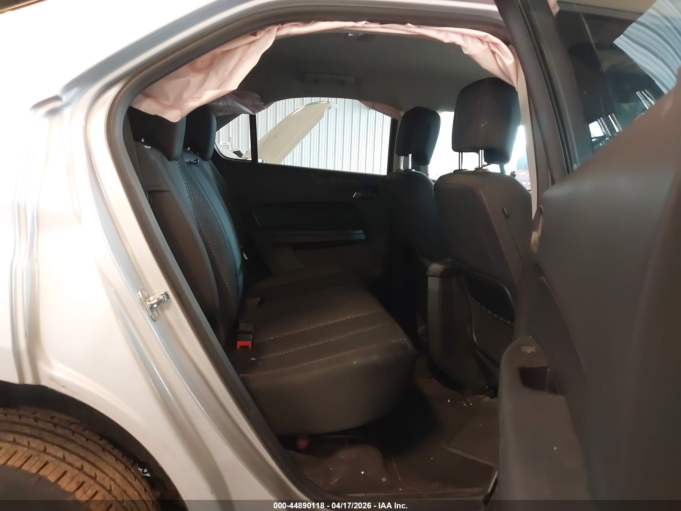CHEVROLET EQUINOX image 8