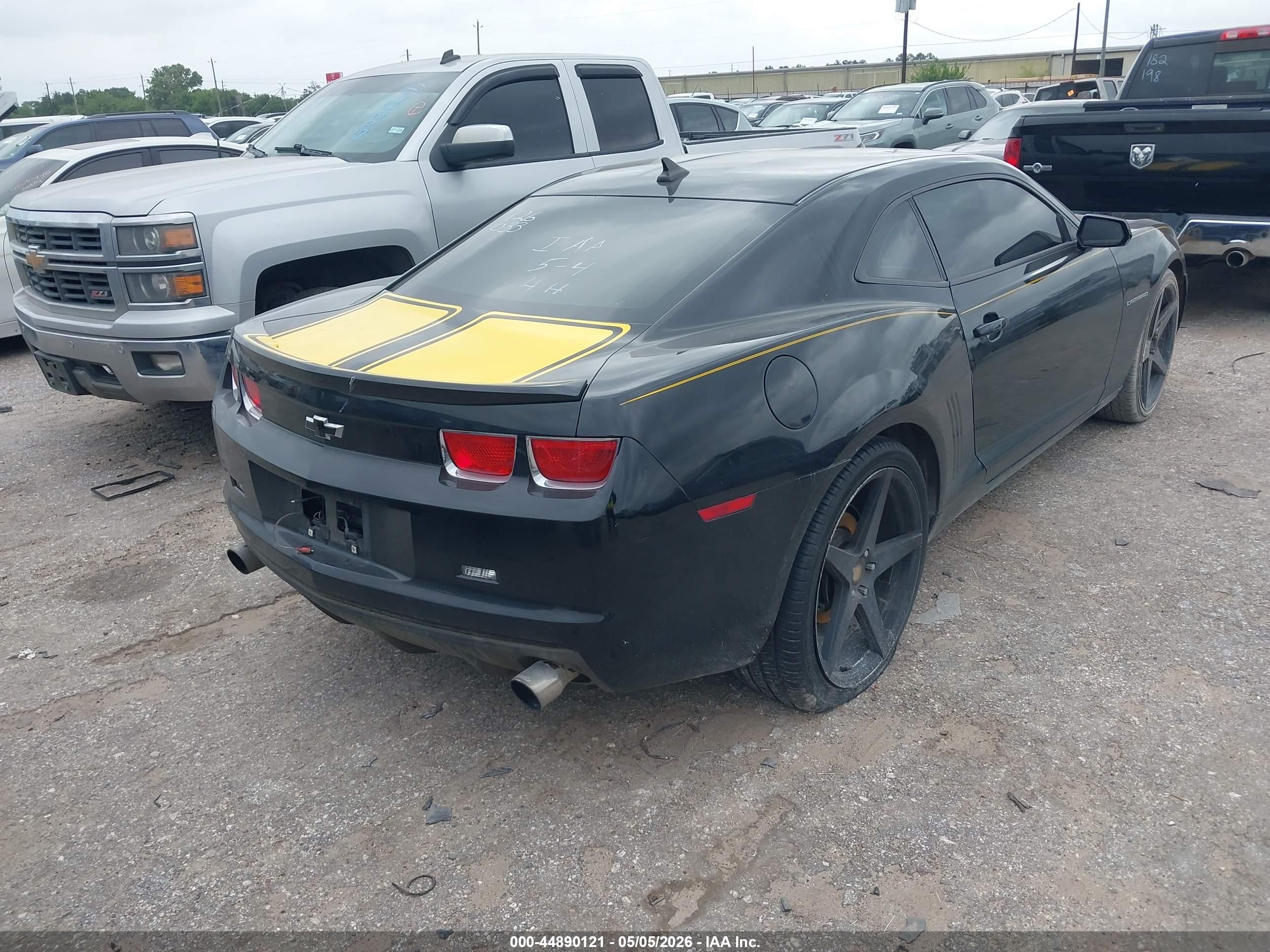 CHEVROLET CAMARO image 4