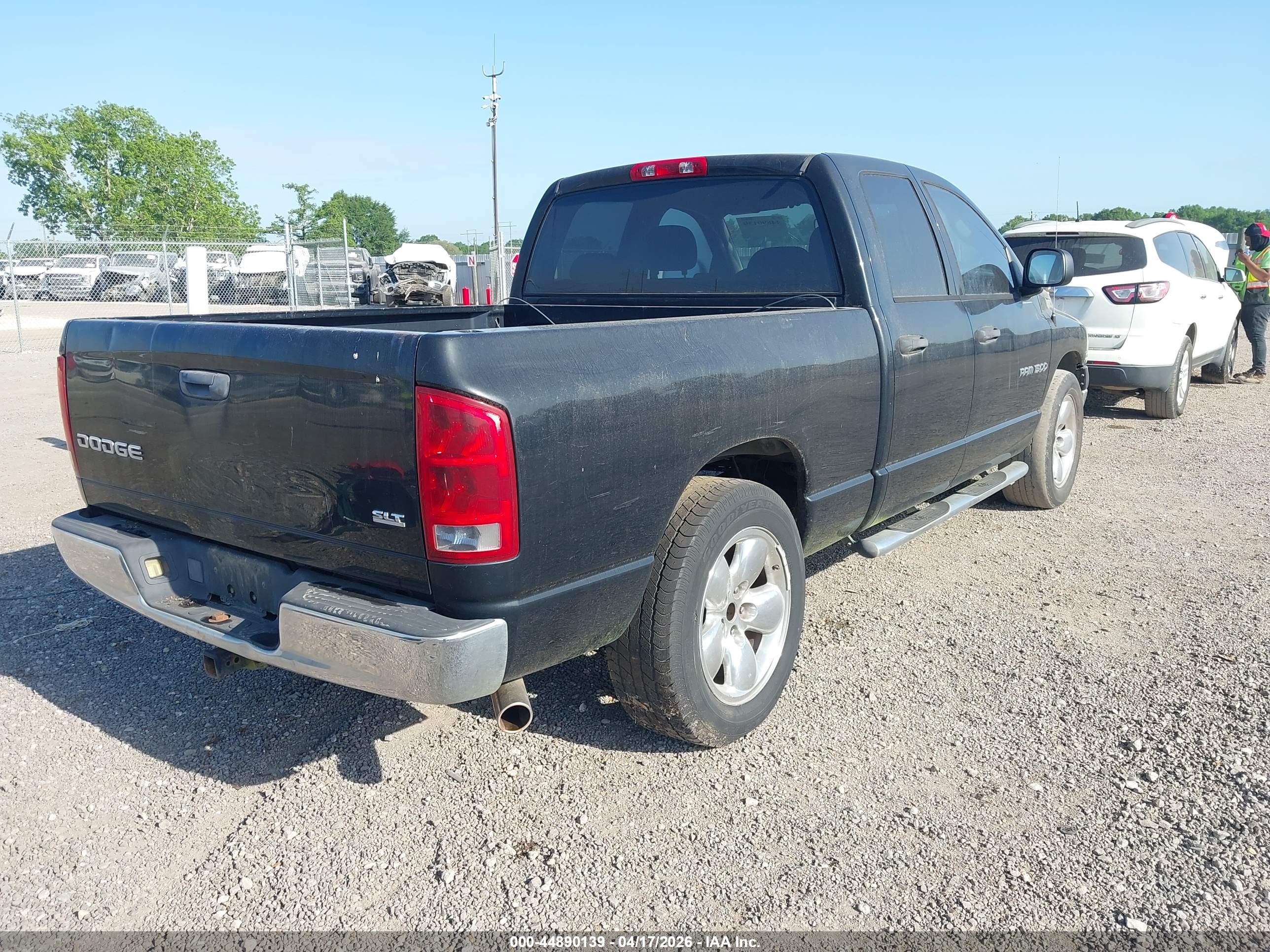 DODGE RAM image 4