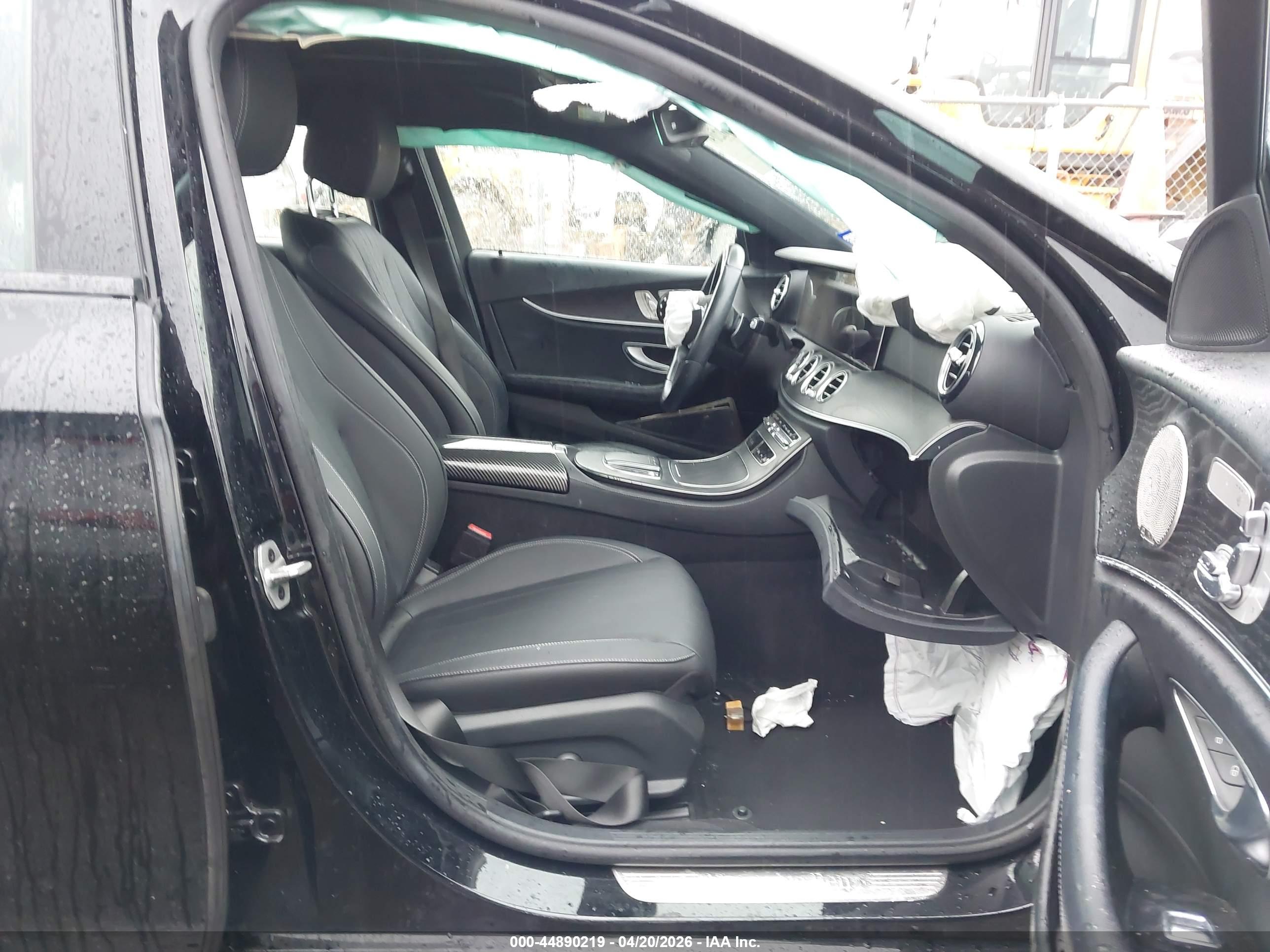MERCEDES-BENZ E image 5