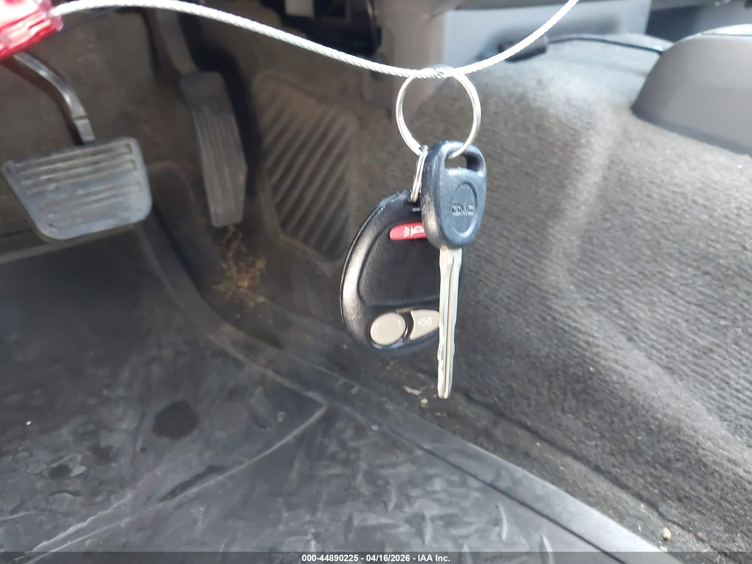 GMC CANYON image 11