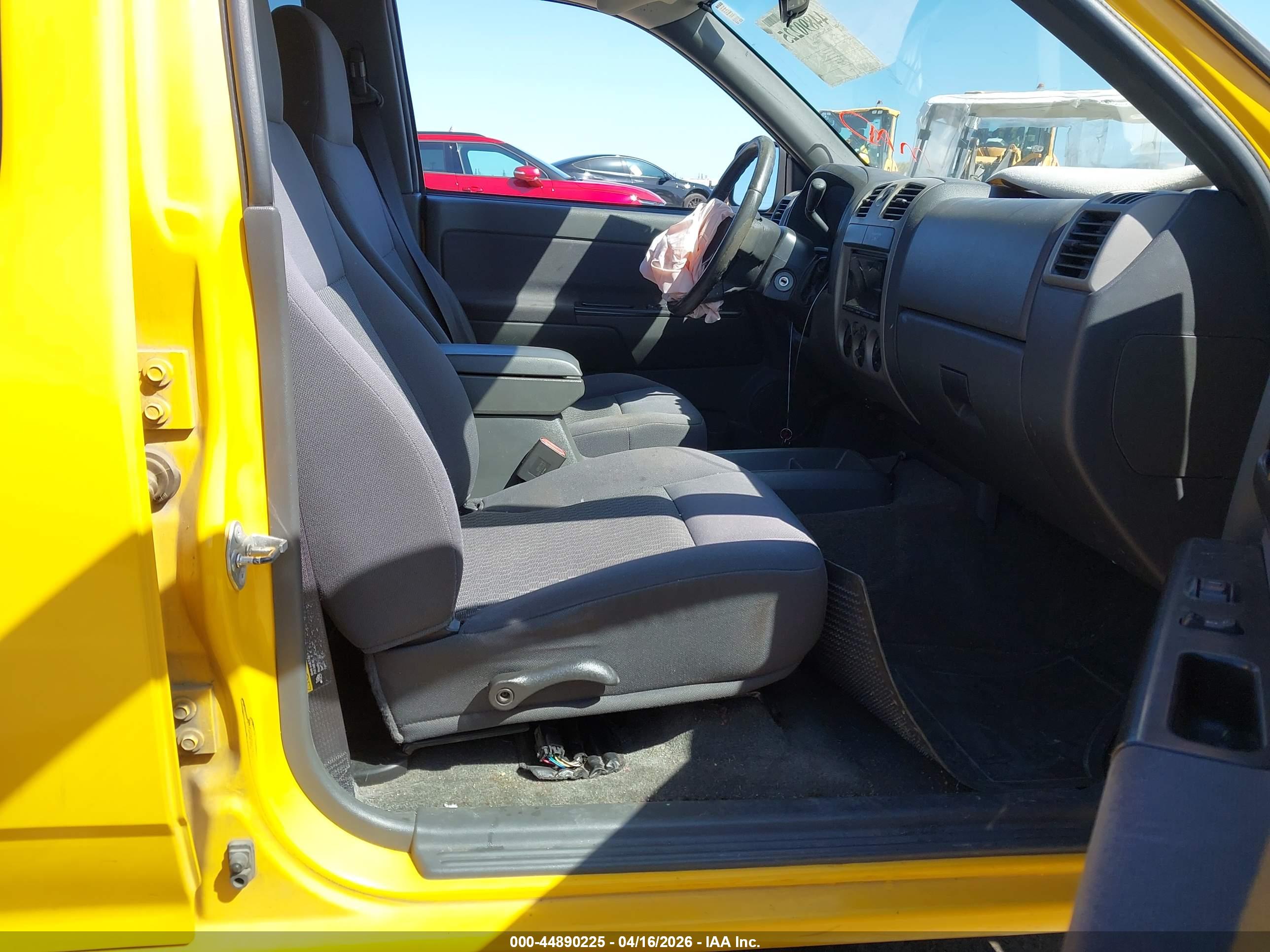 GMC CANYON image 5