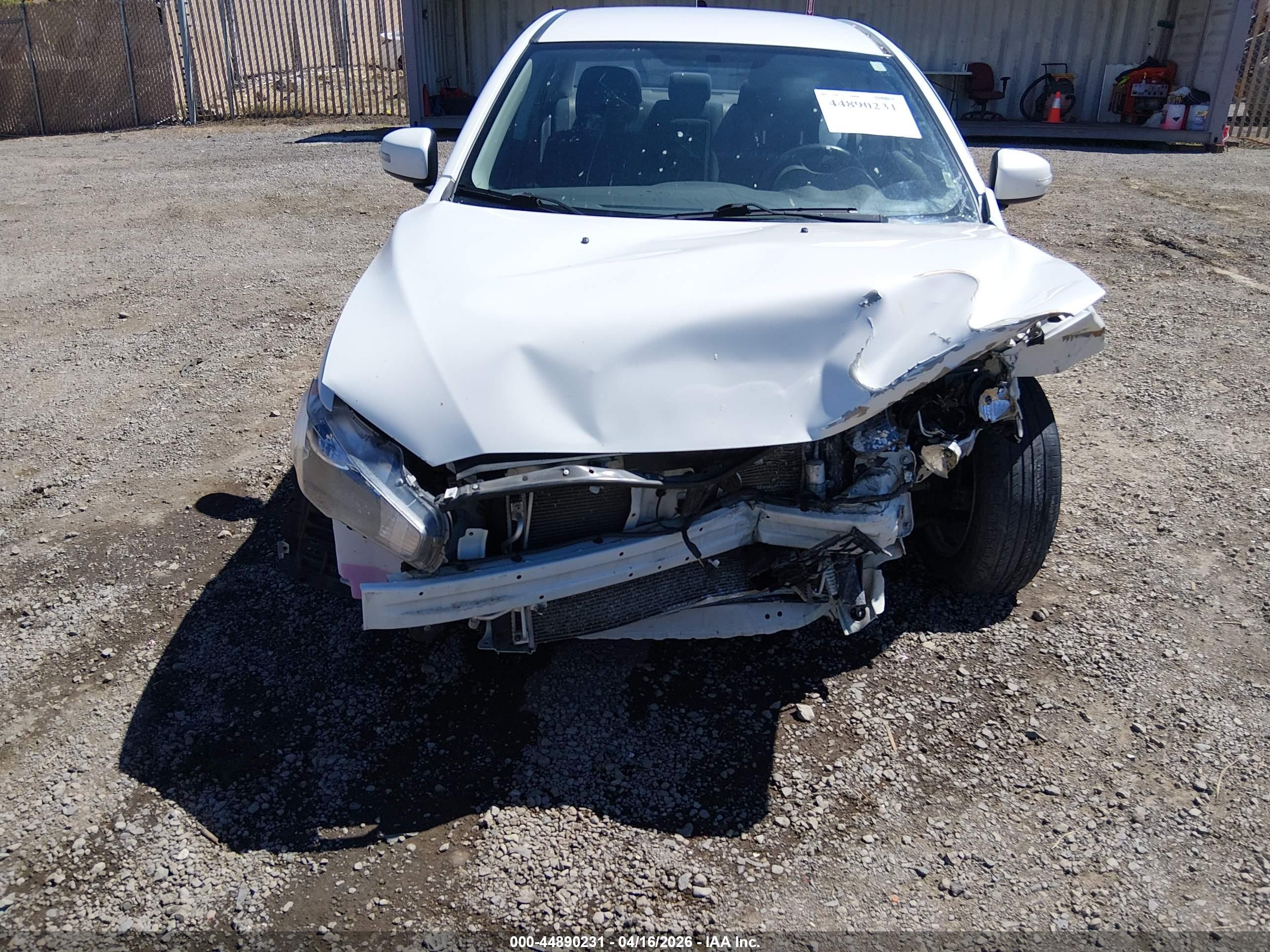 MITSUBISHI LANCER image 6