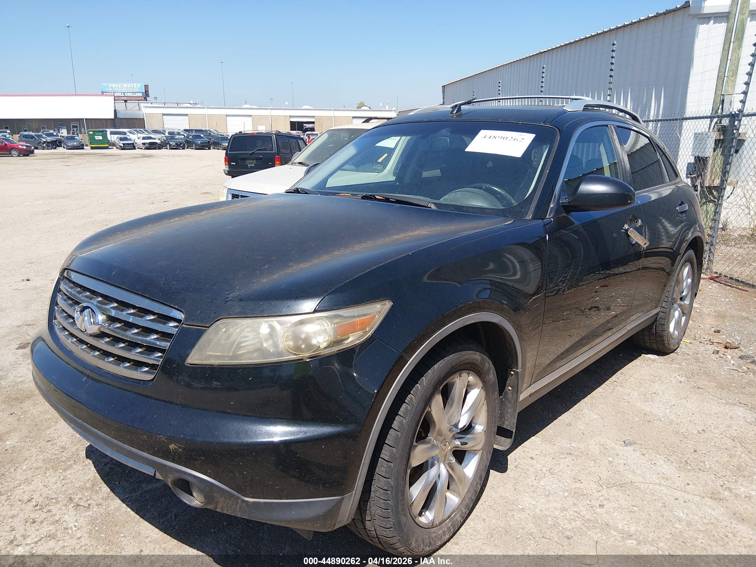 INFINITI FX45 image 2