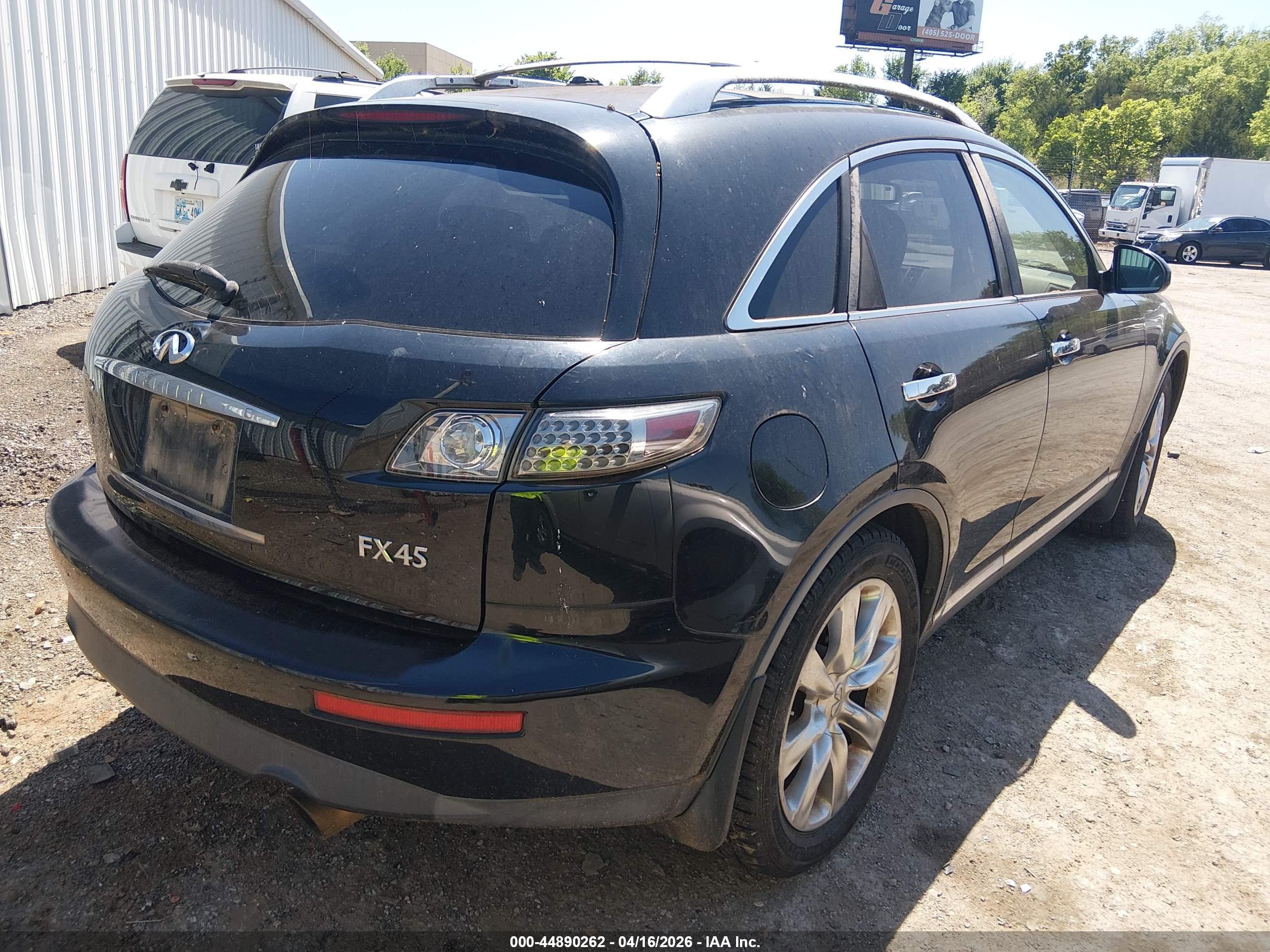 INFINITI FX45 image 4