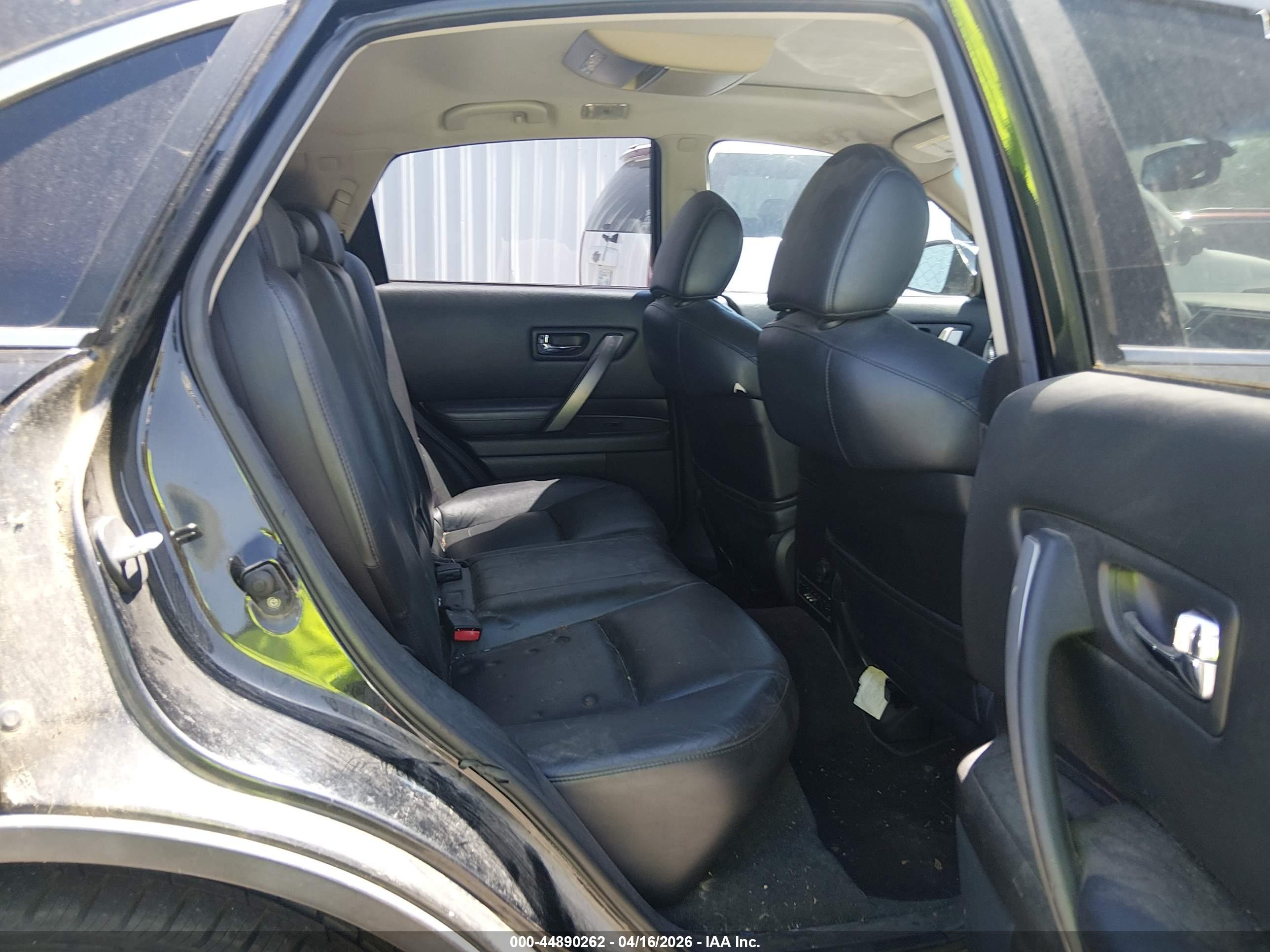 INFINITI FX45 image 8