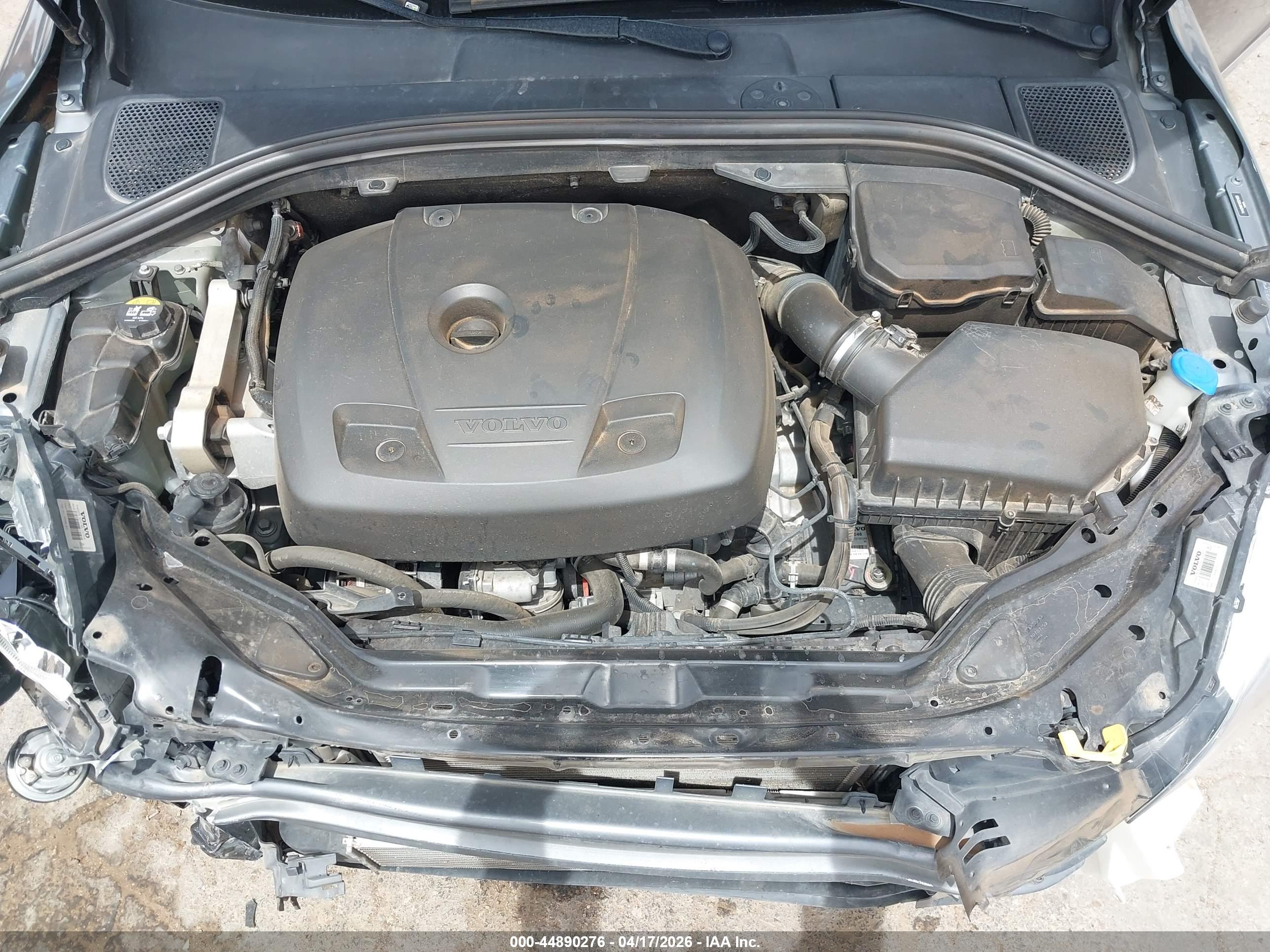 VOLVO XC60 image 10