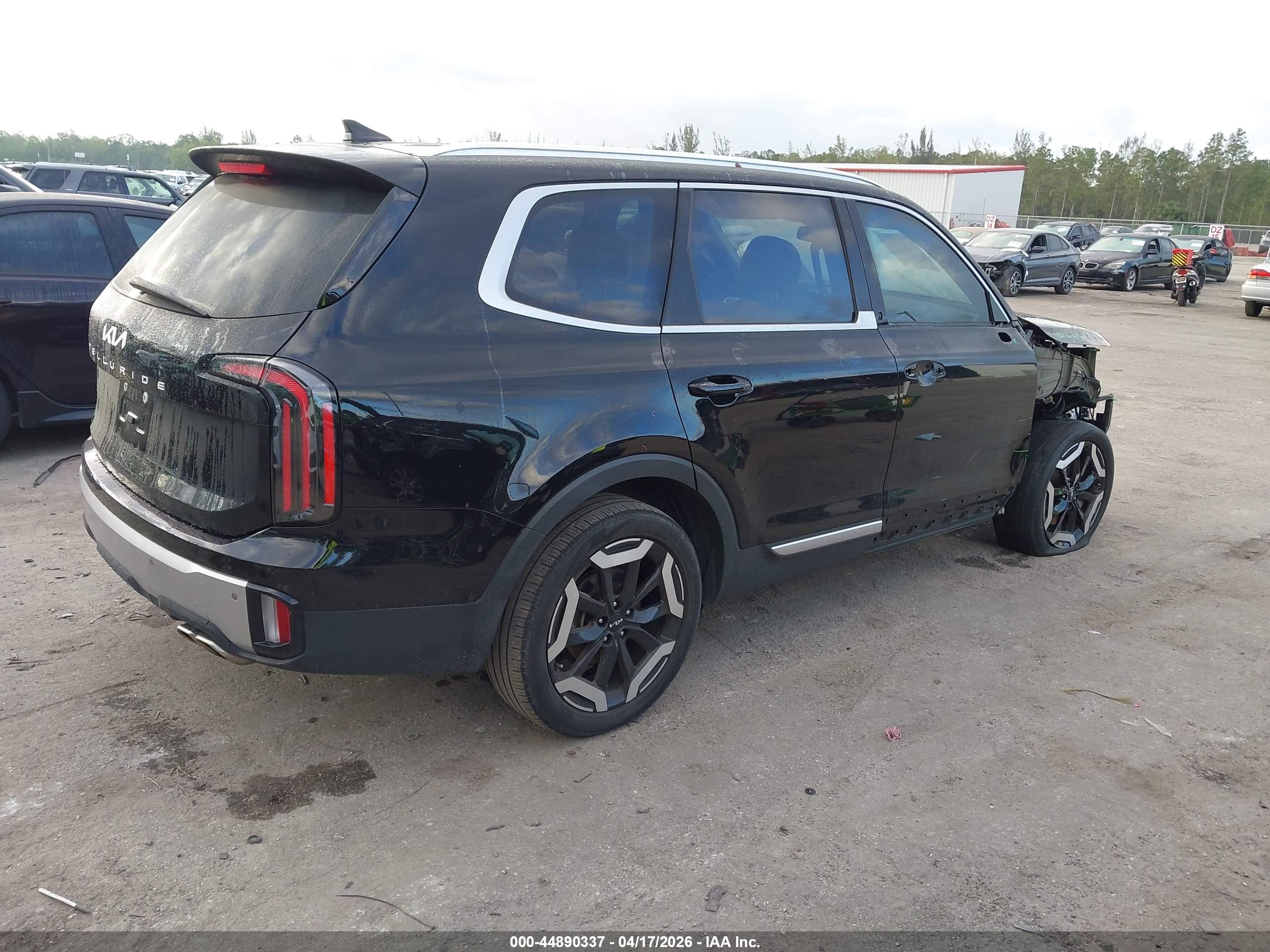 KIA TELLURIDE image 4