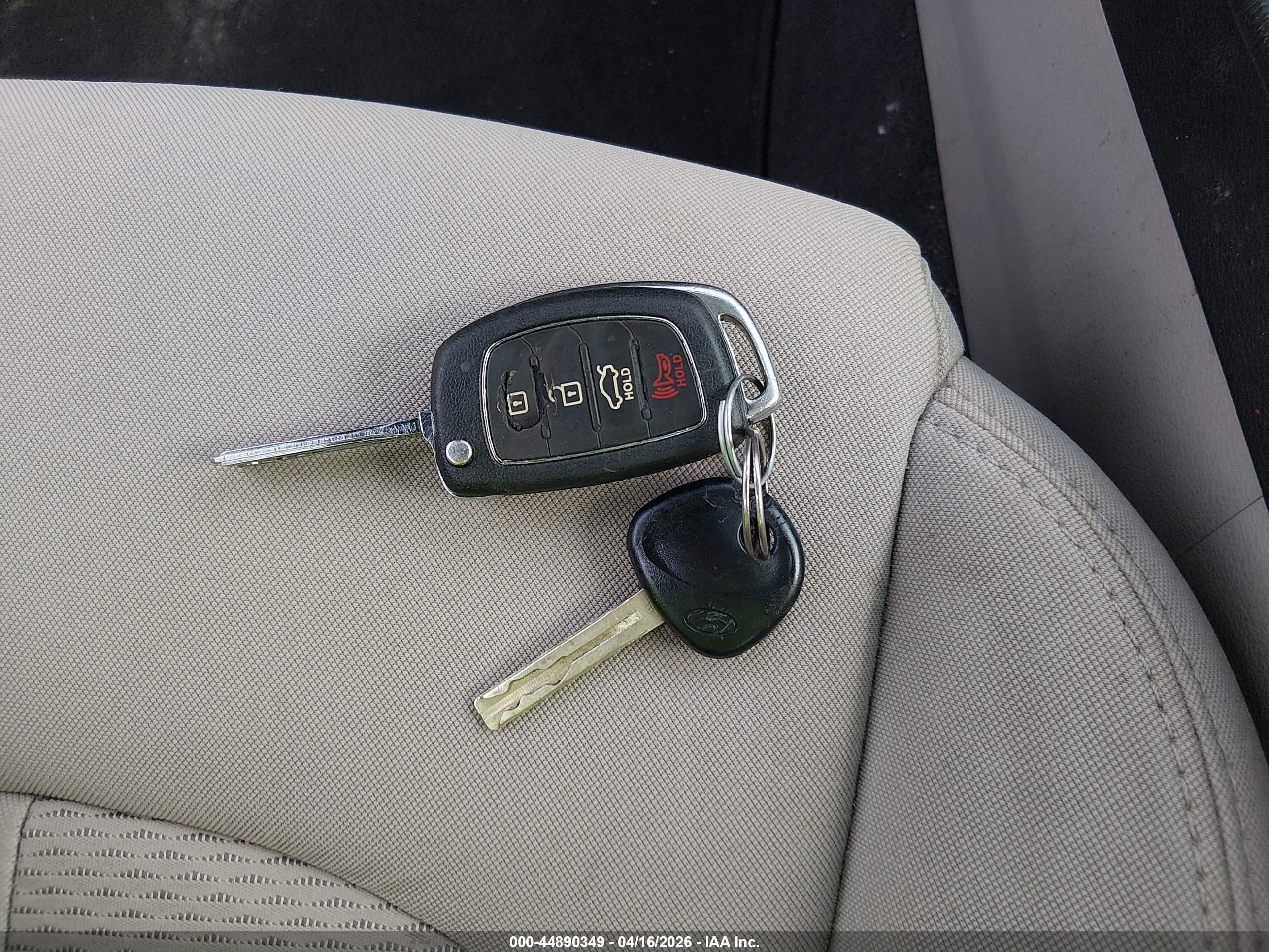 HYUNDAI SONATA image 11