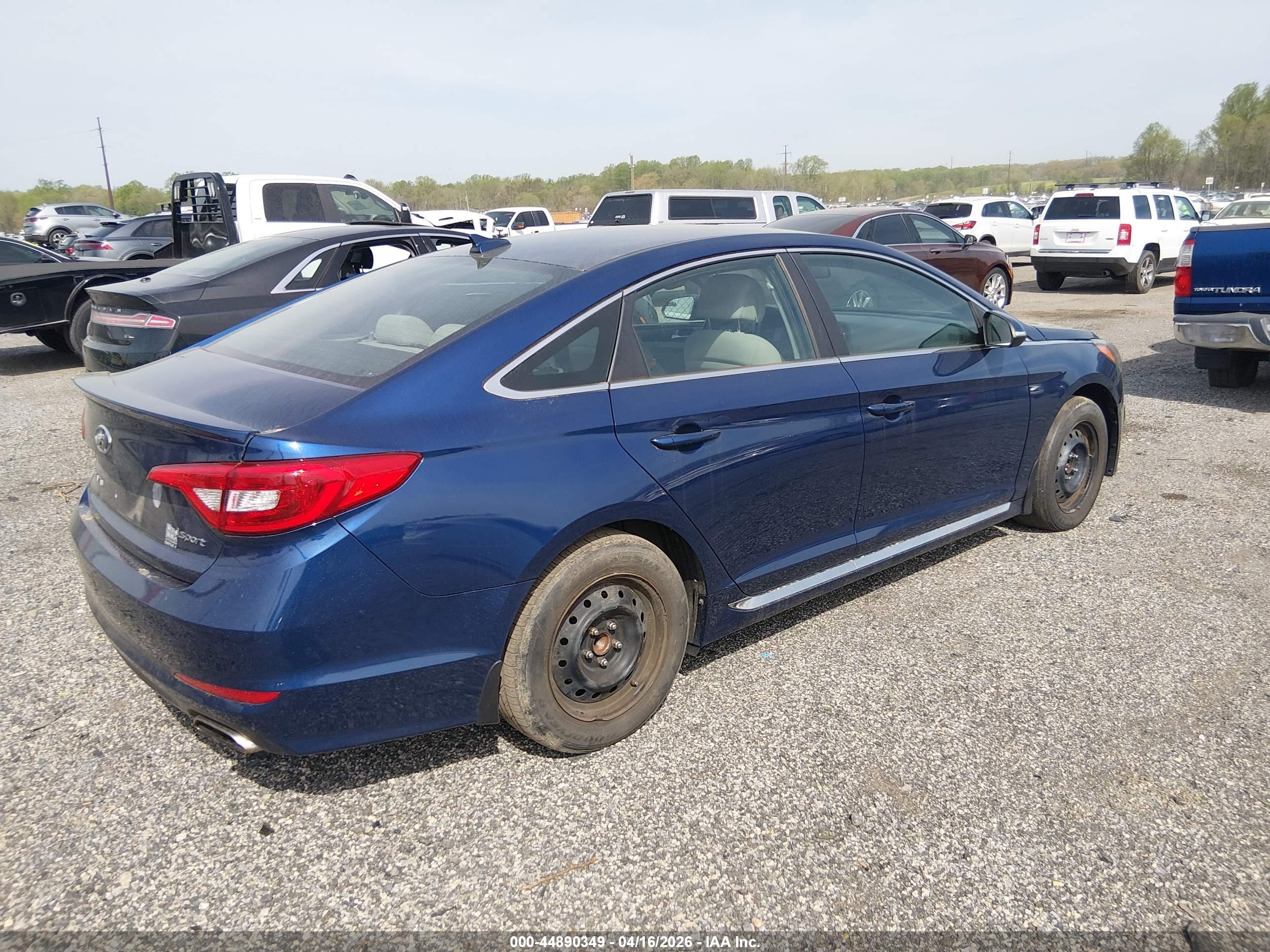 HYUNDAI SONATA image 4