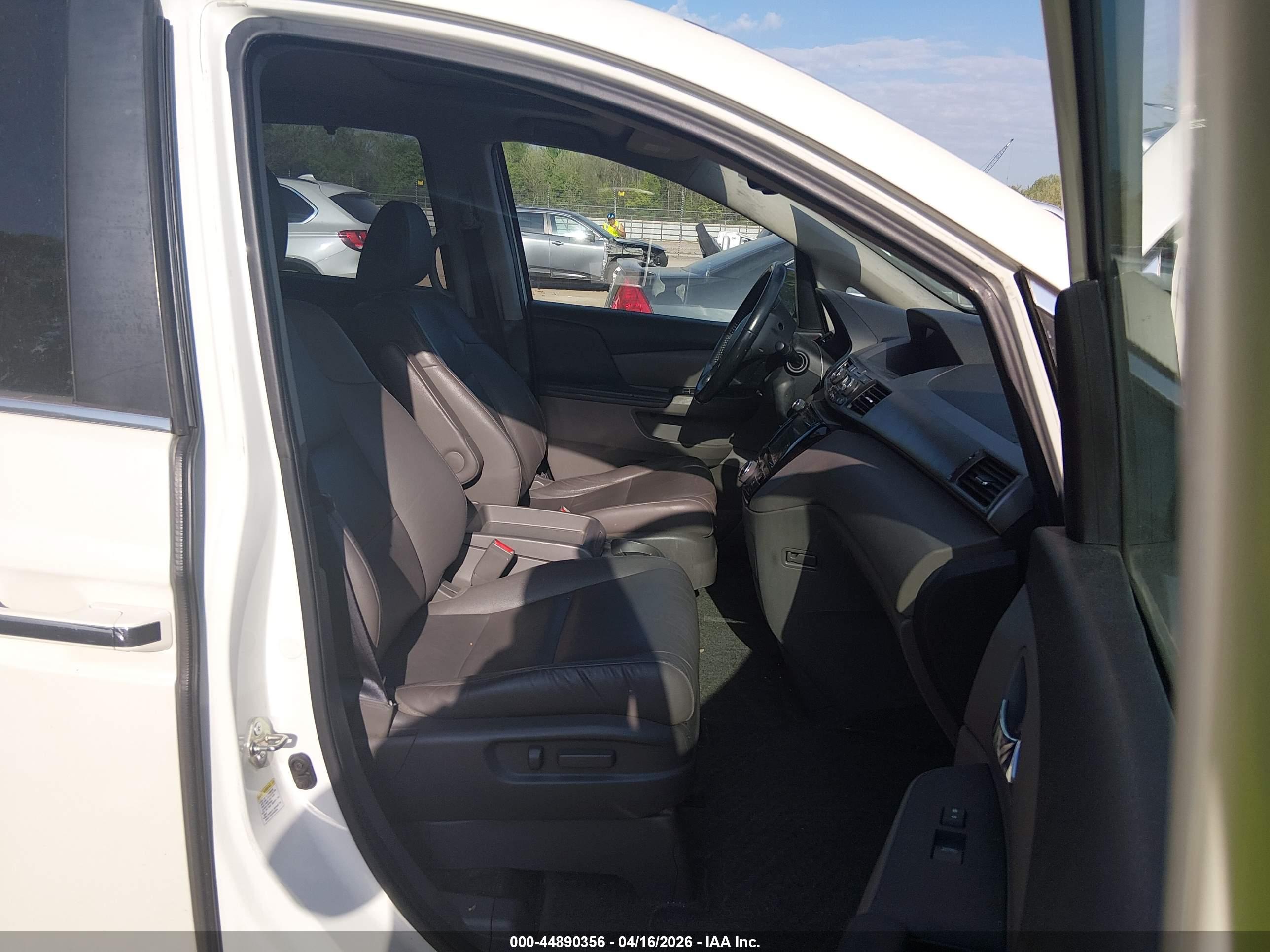 HONDA ODYSSEY image 5