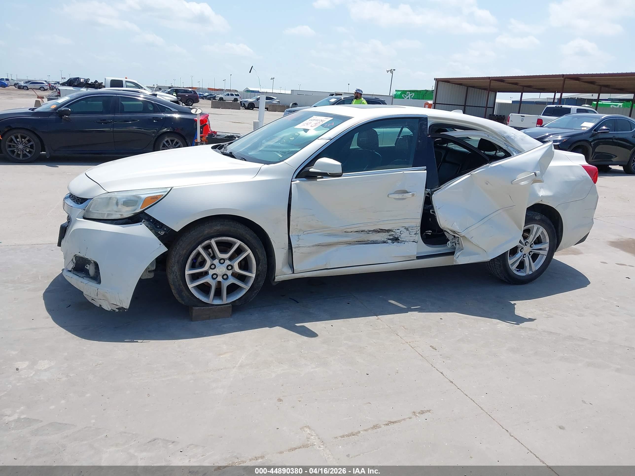 CHEVROLET MALIBU image 6