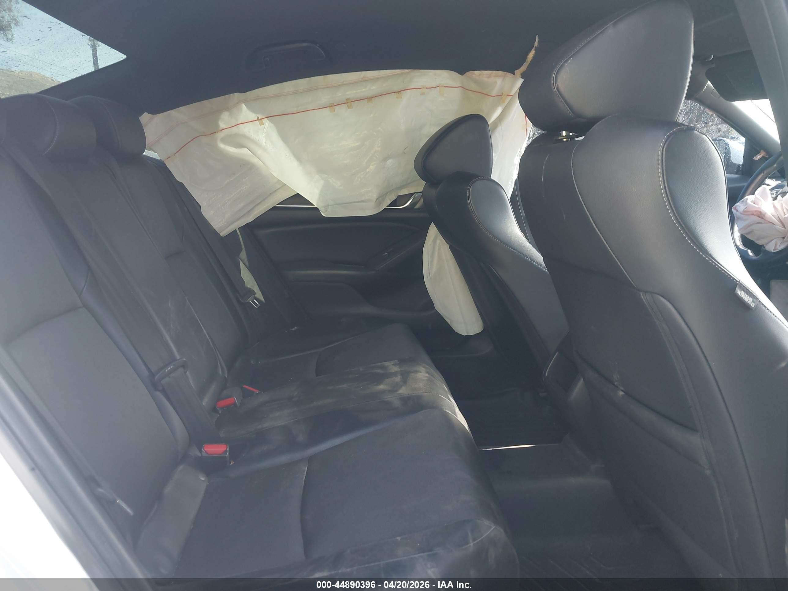 HONDA ACCORD image 8