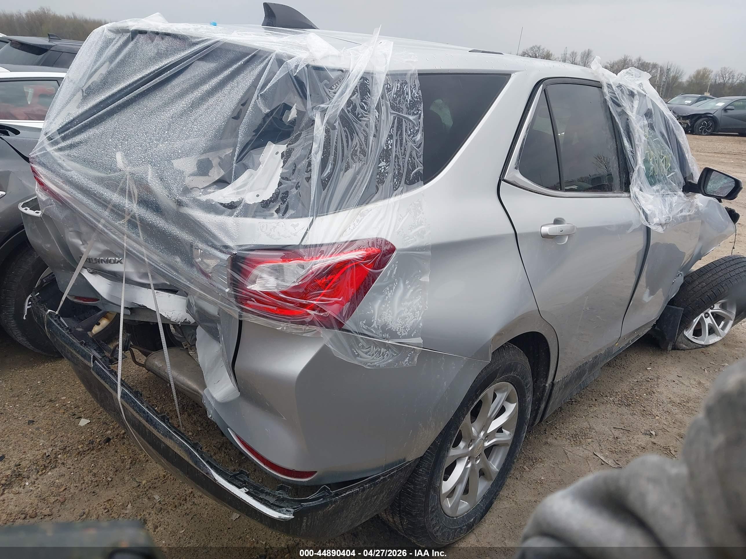 CHEVROLET EQUINOX image 4