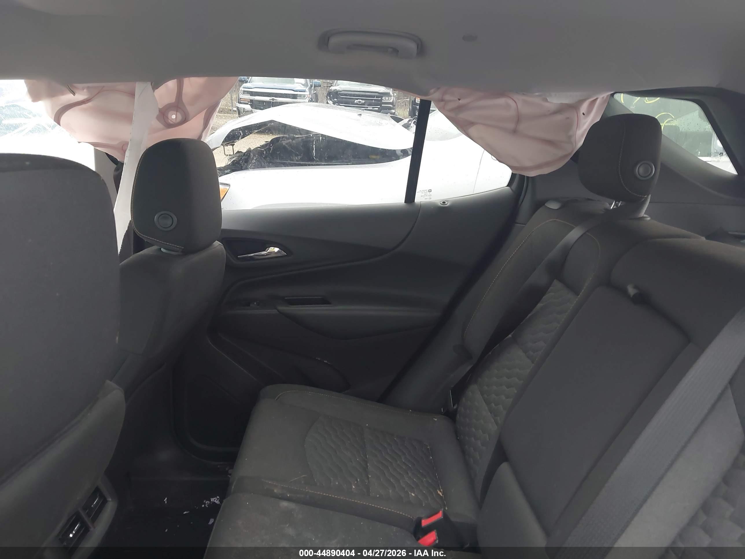 CHEVROLET EQUINOX image 8