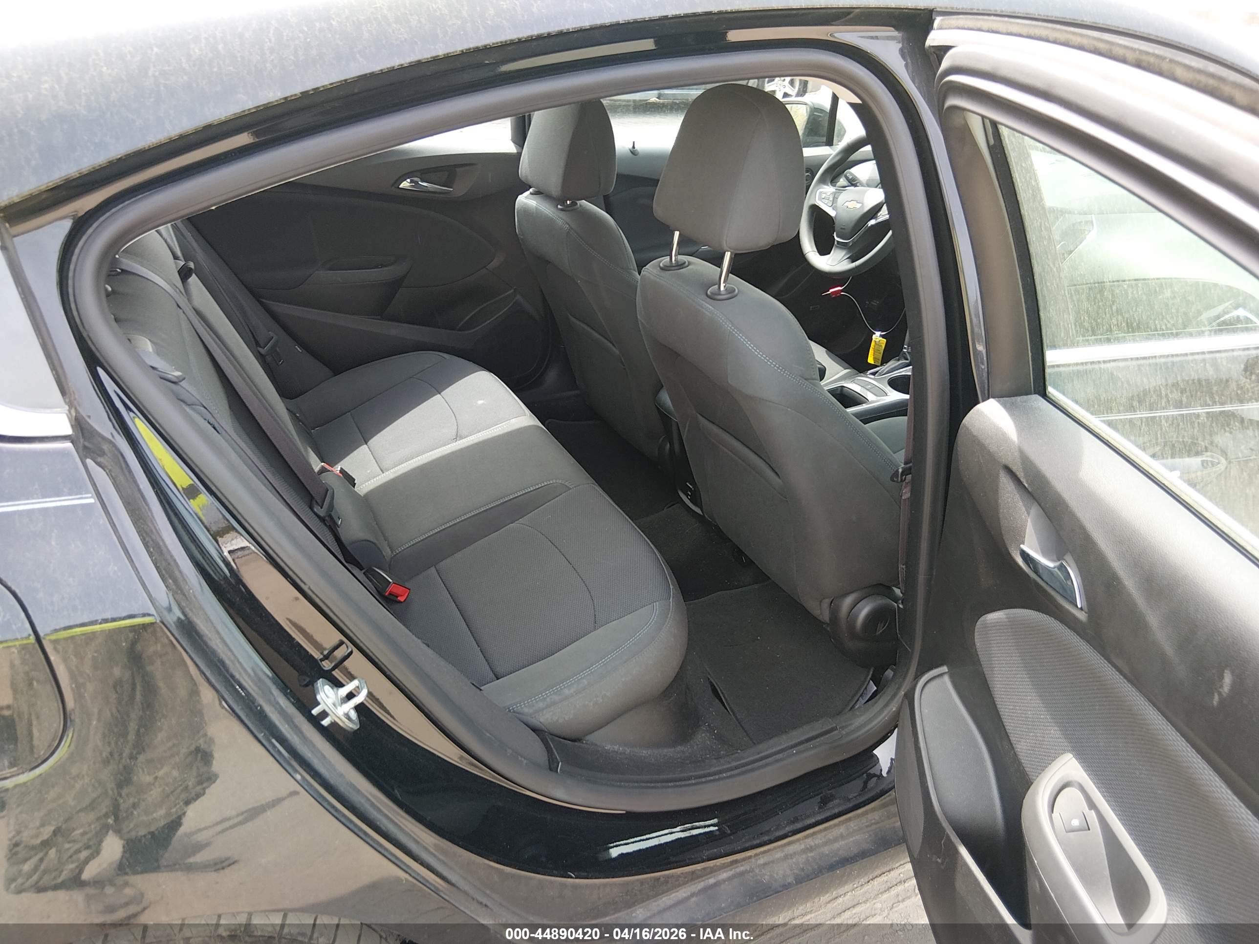 CHEVROLET CRUZE image 8