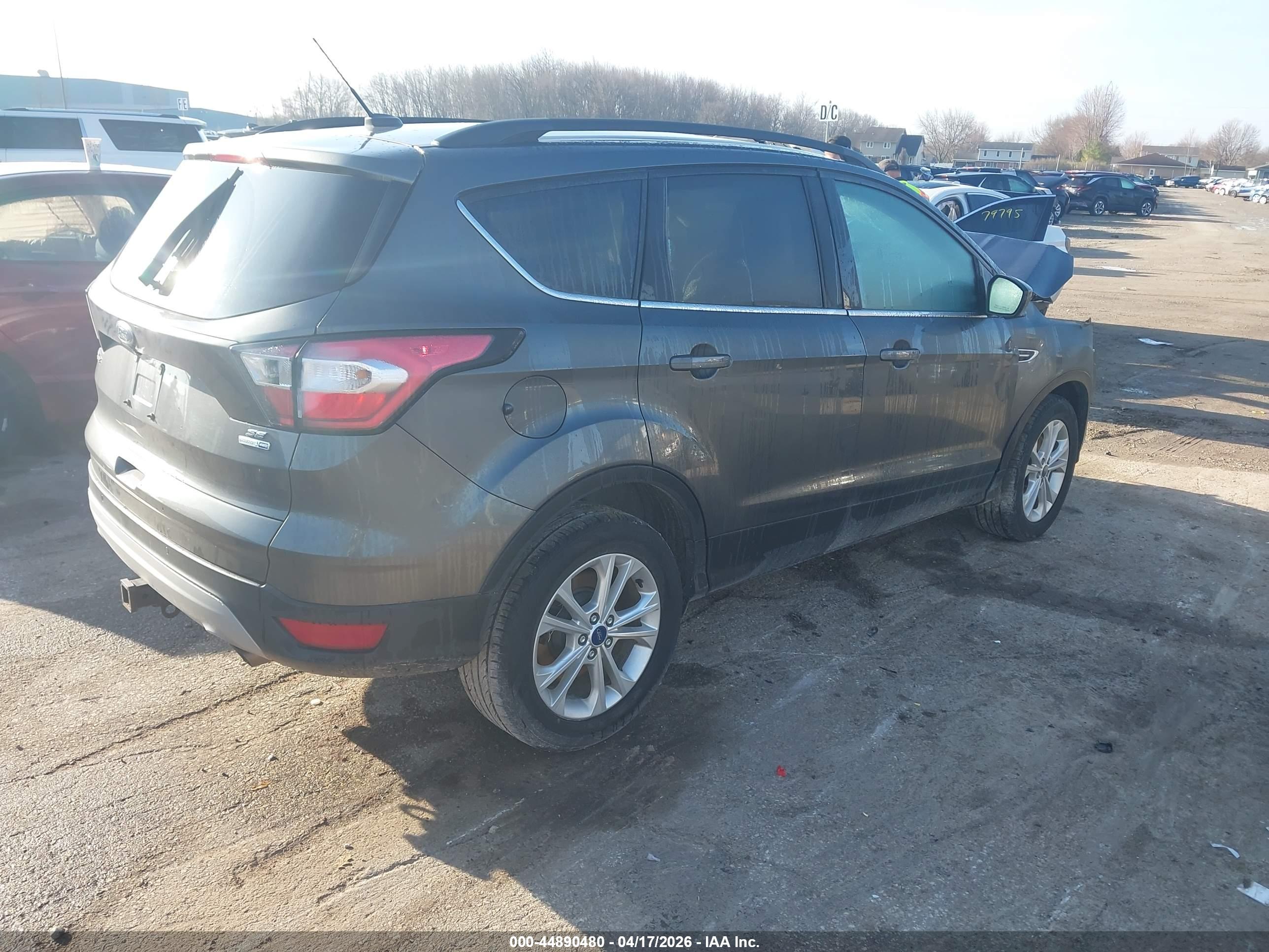 FORD ESCAPE image 4