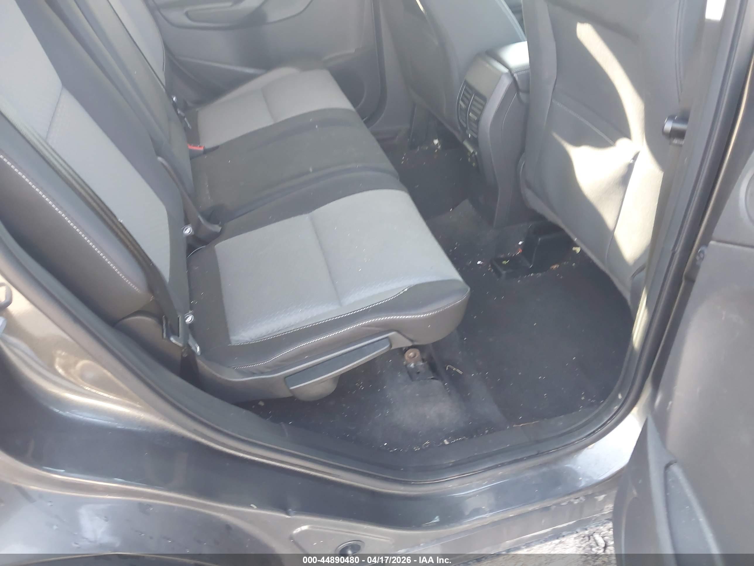 FORD ESCAPE image 8