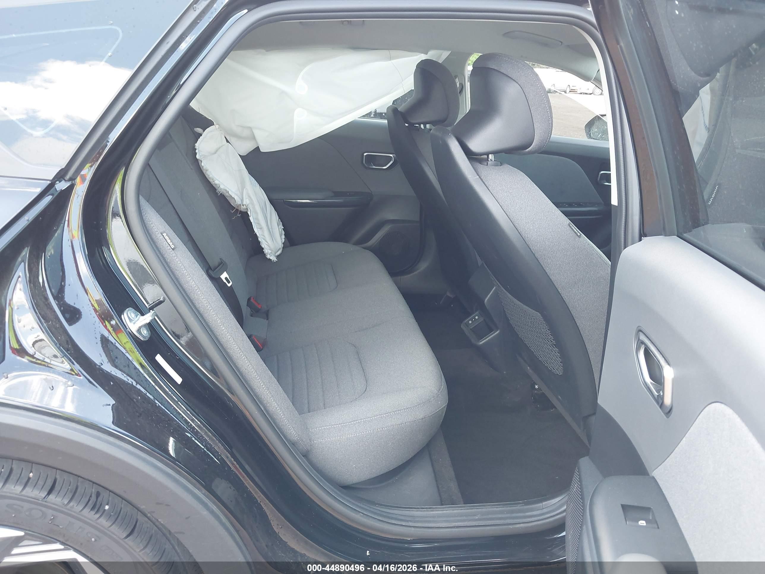 KIA K4 image 8