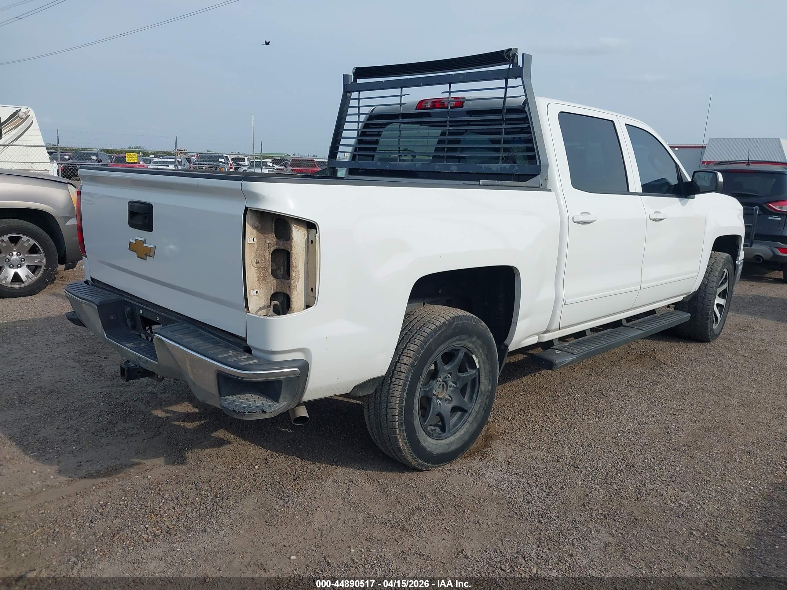 CHEVROLET SILVERADO image 4