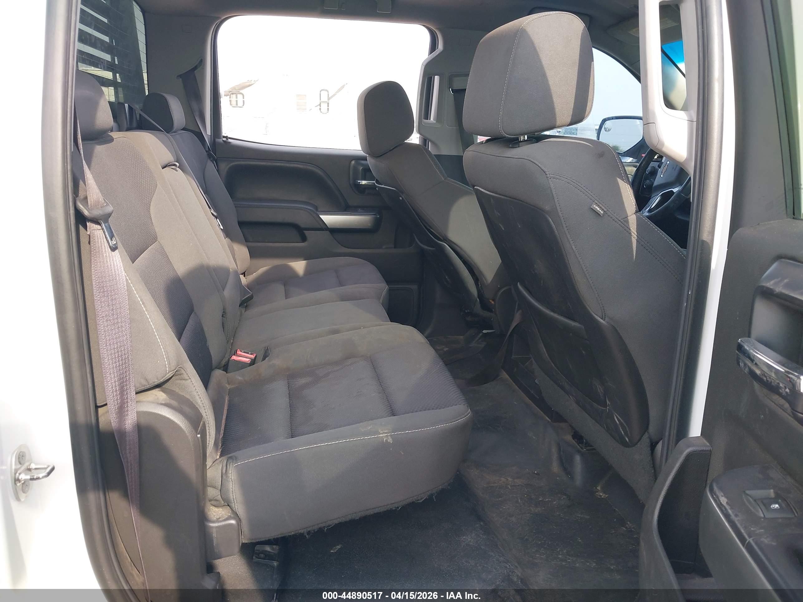 CHEVROLET SILVERADO image 8