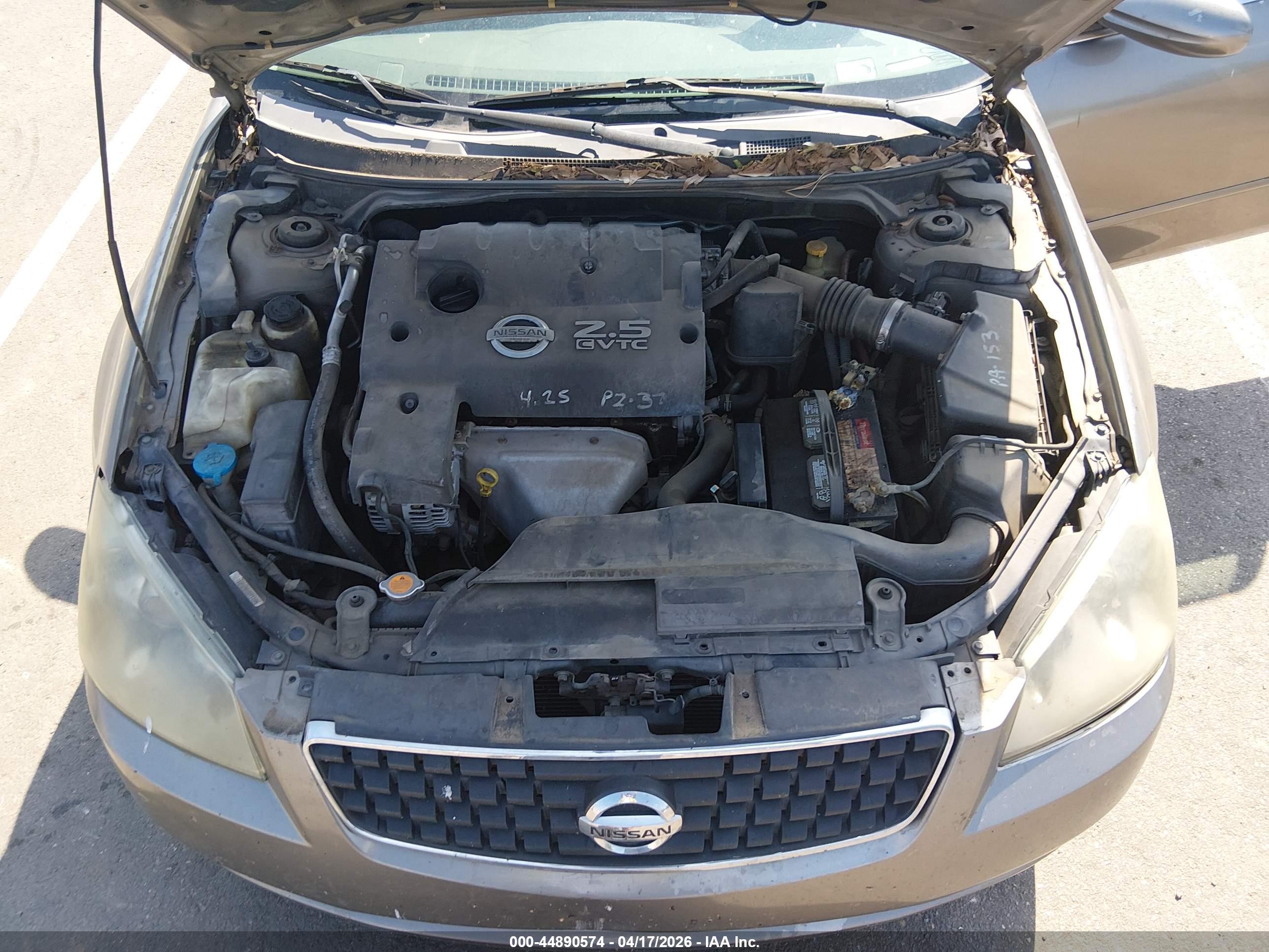 NISSAN ALTIMA image 10