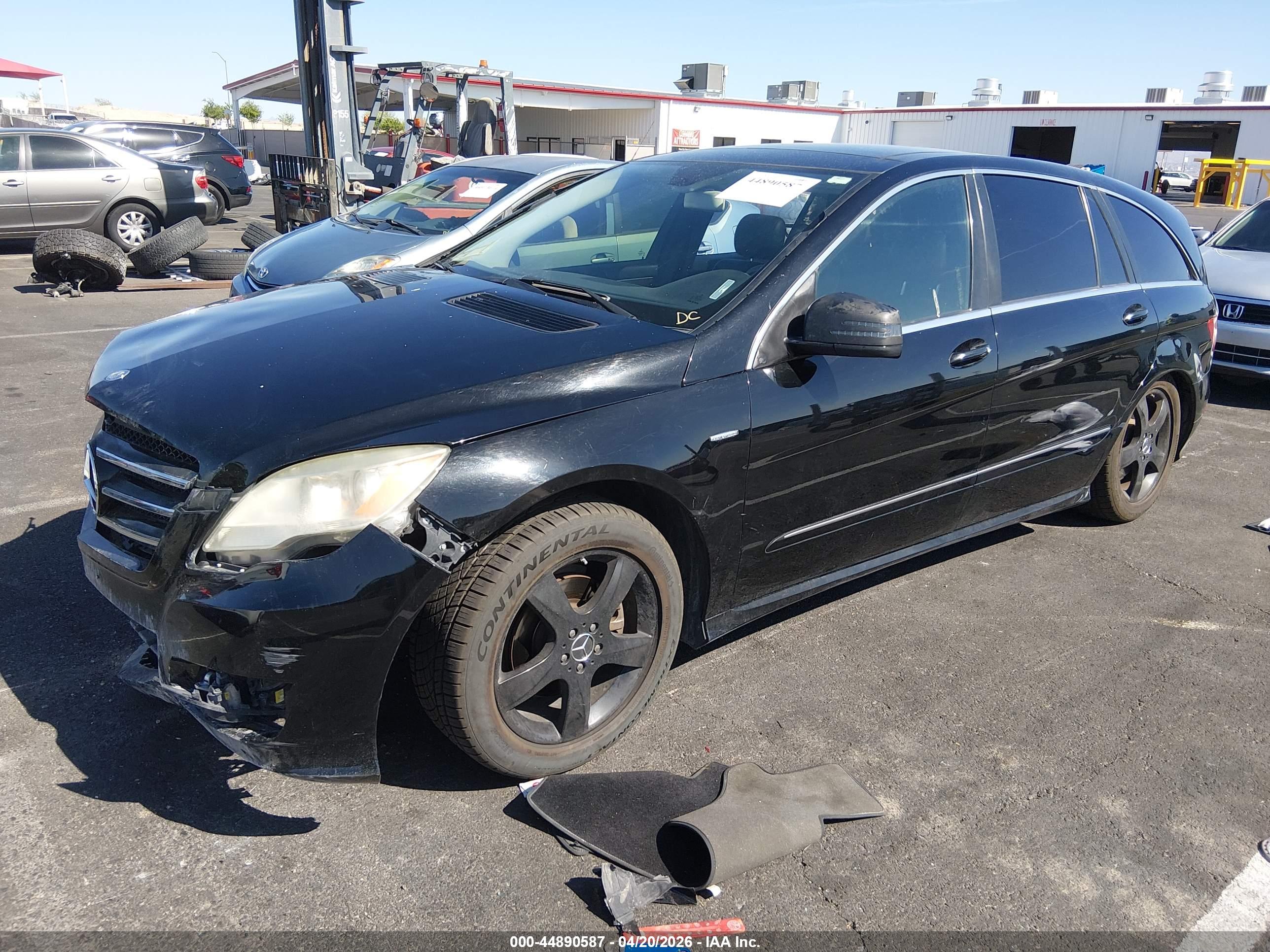 MERCEDES-BENZ R image 2