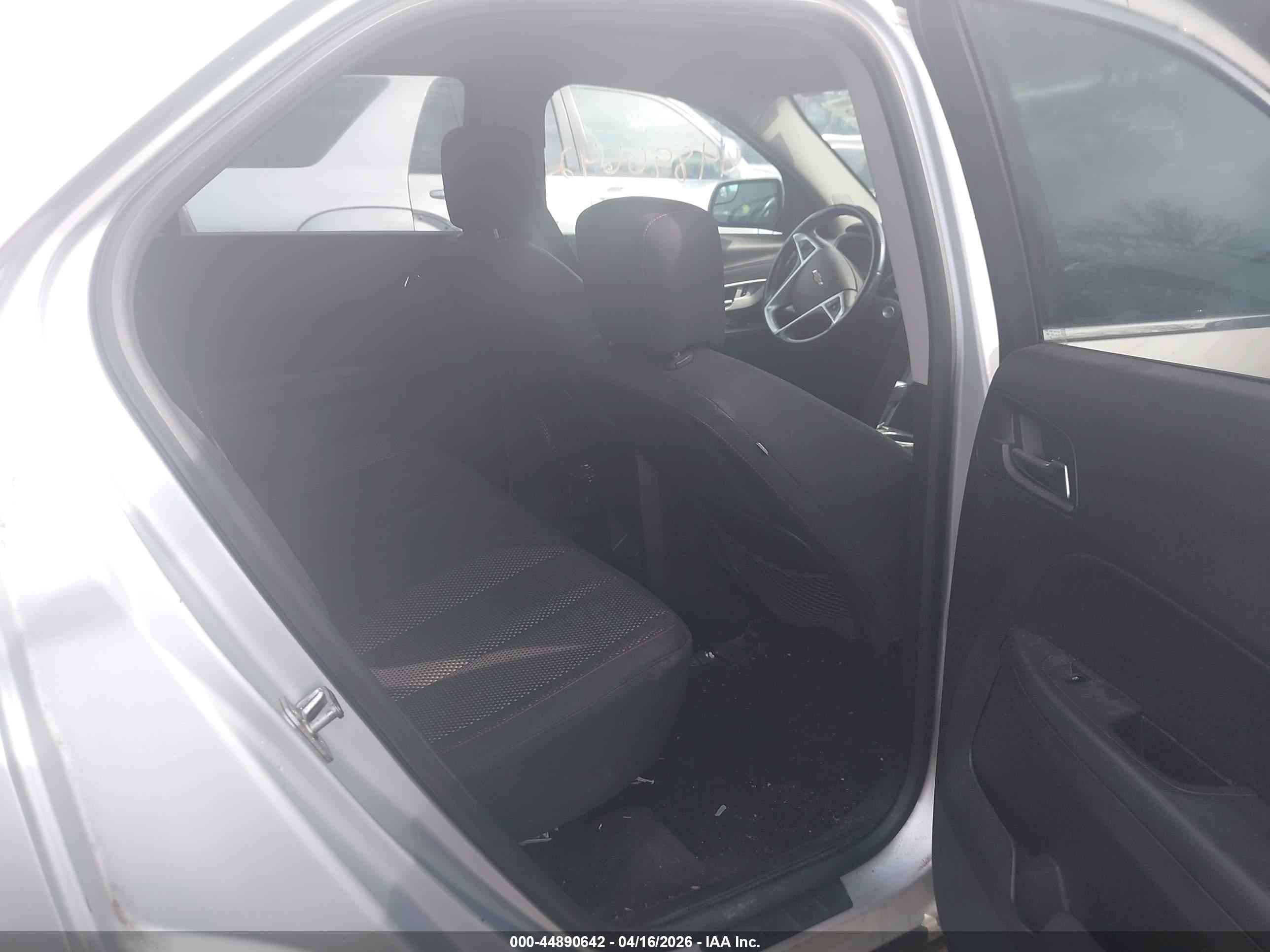 CHEVROLET EQUINOX image 8
