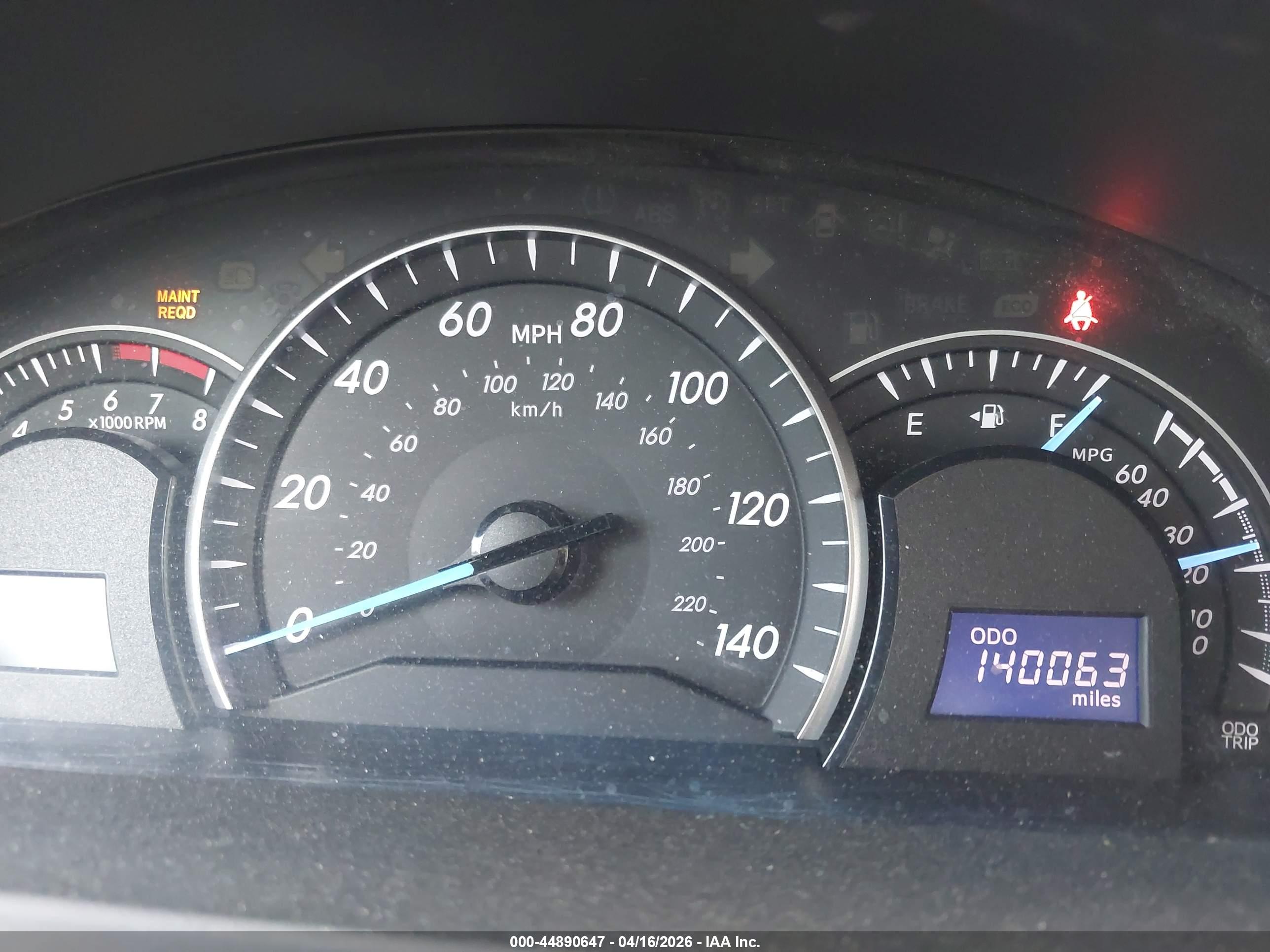 TOYOTA CAMRY image 7