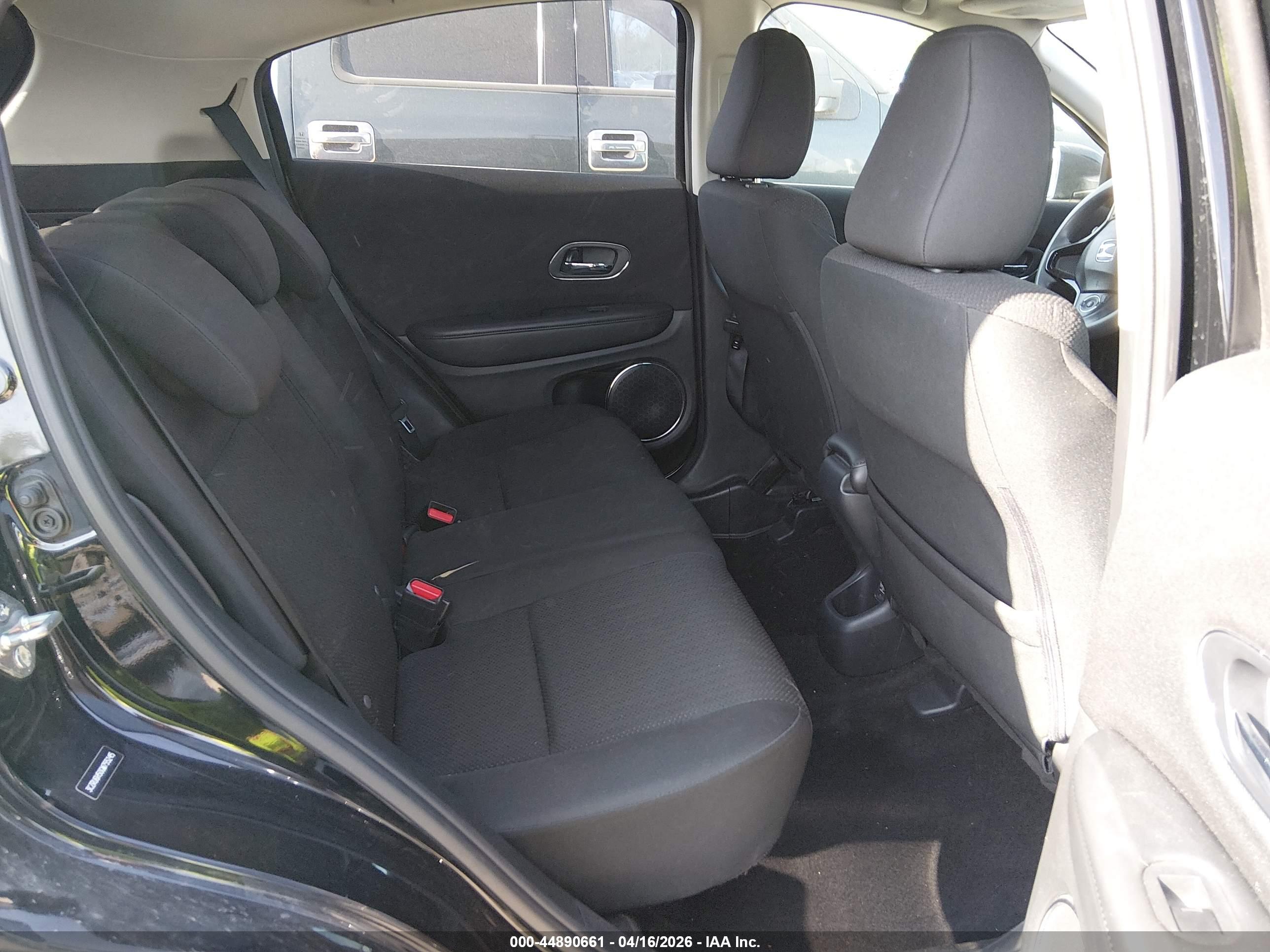 HONDA HR-V image 8
