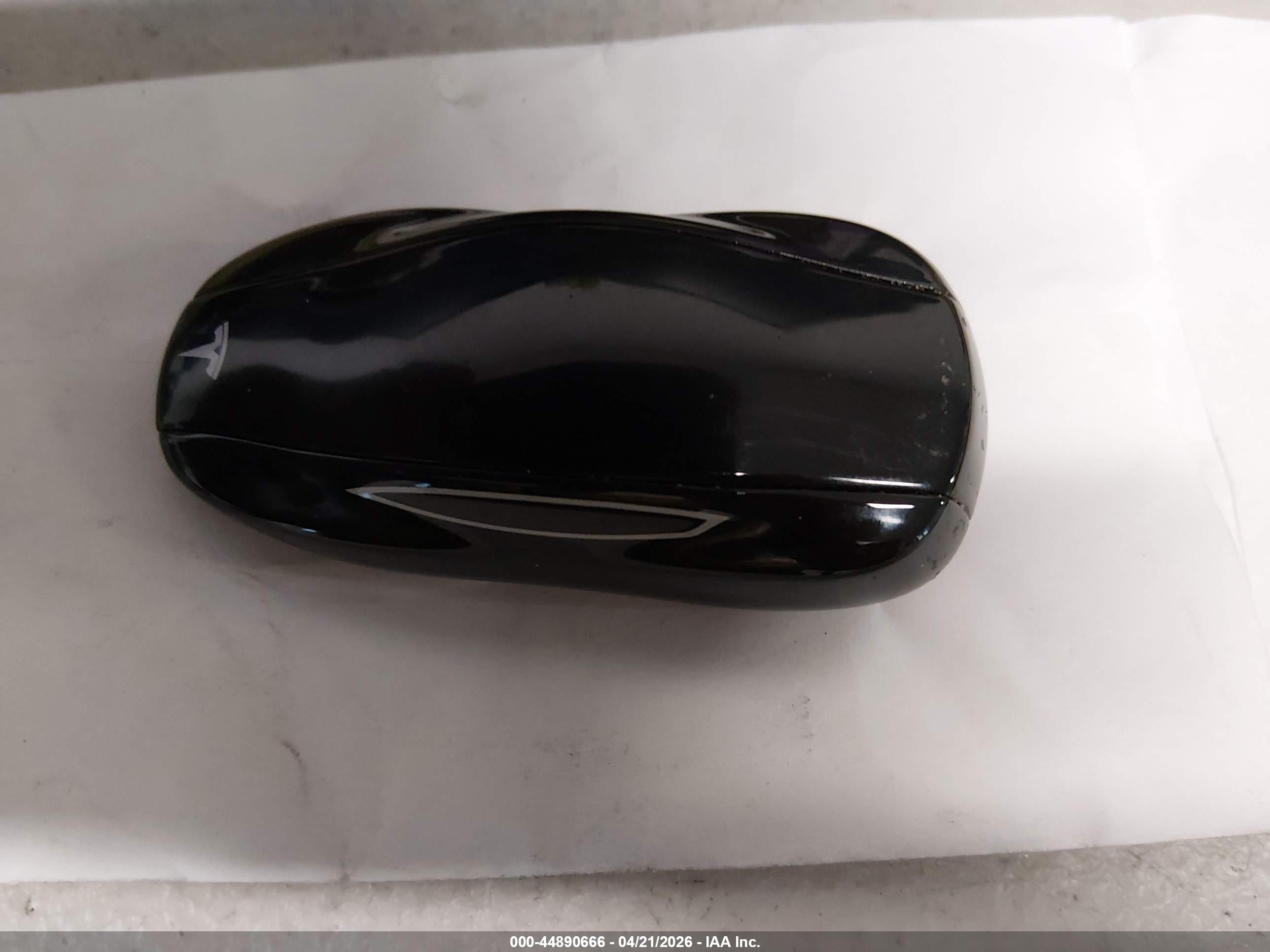 TESLA MODEL image 11