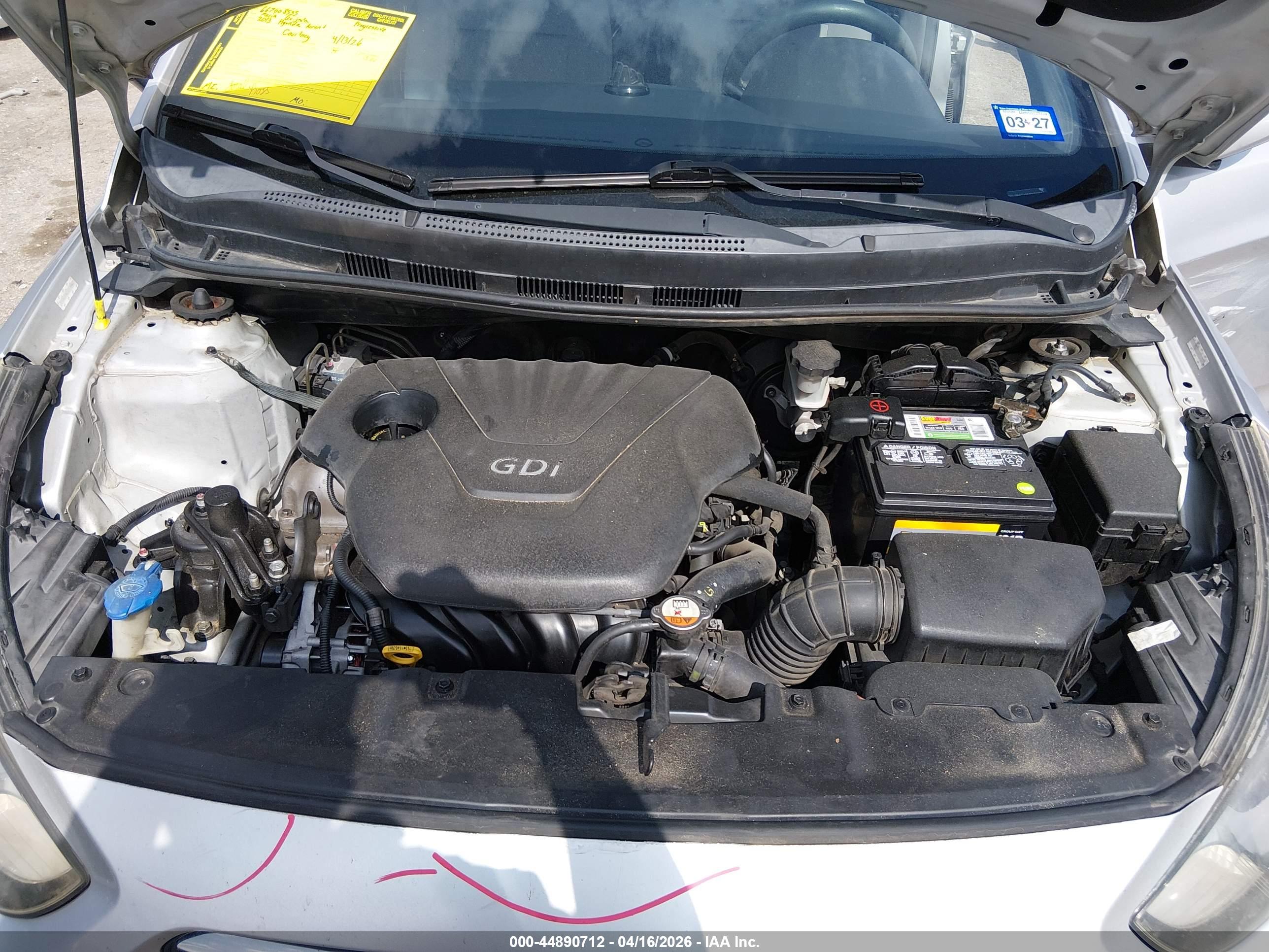 HYUNDAI ACCENT image 10