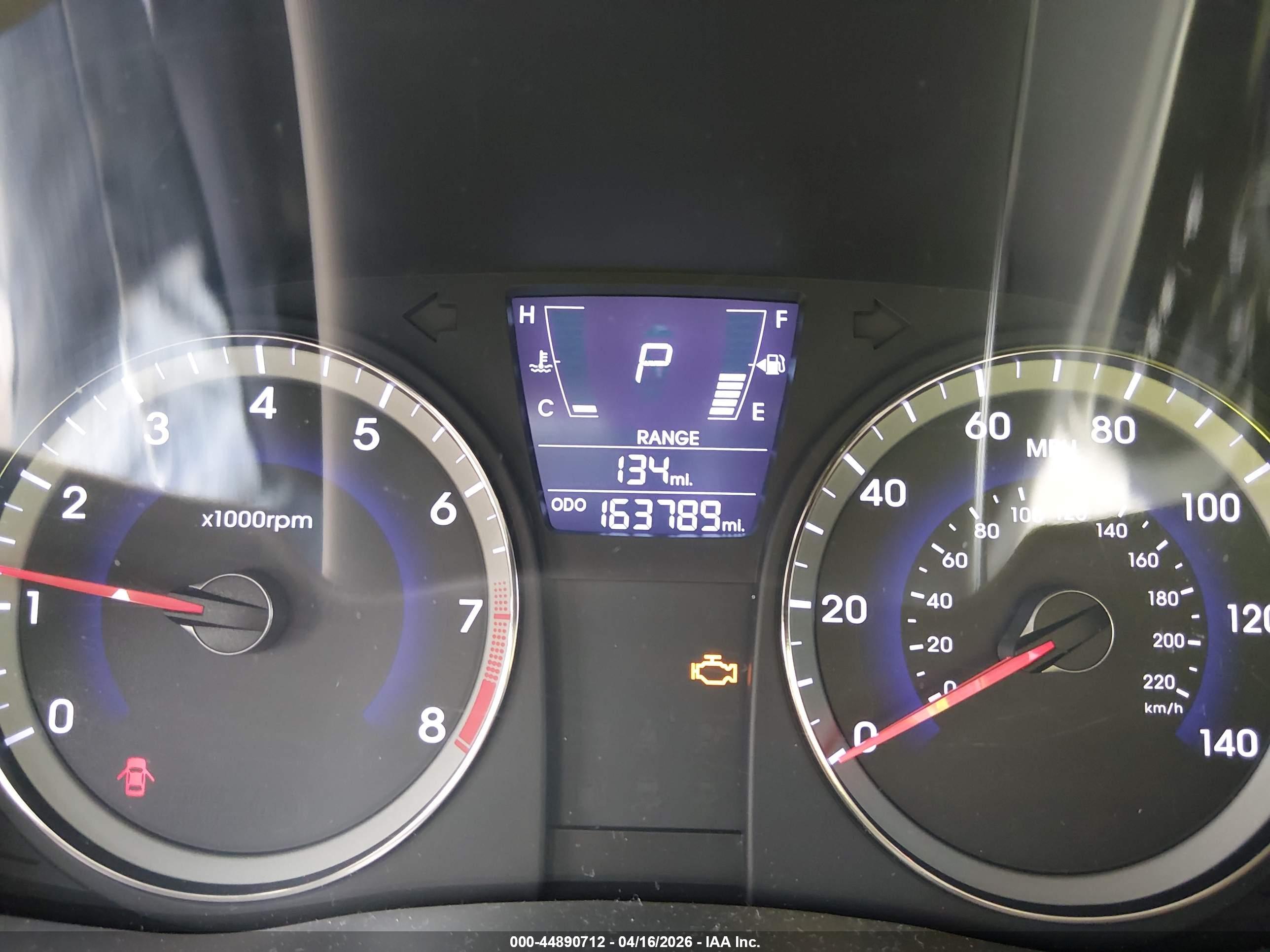 HYUNDAI ACCENT image 7