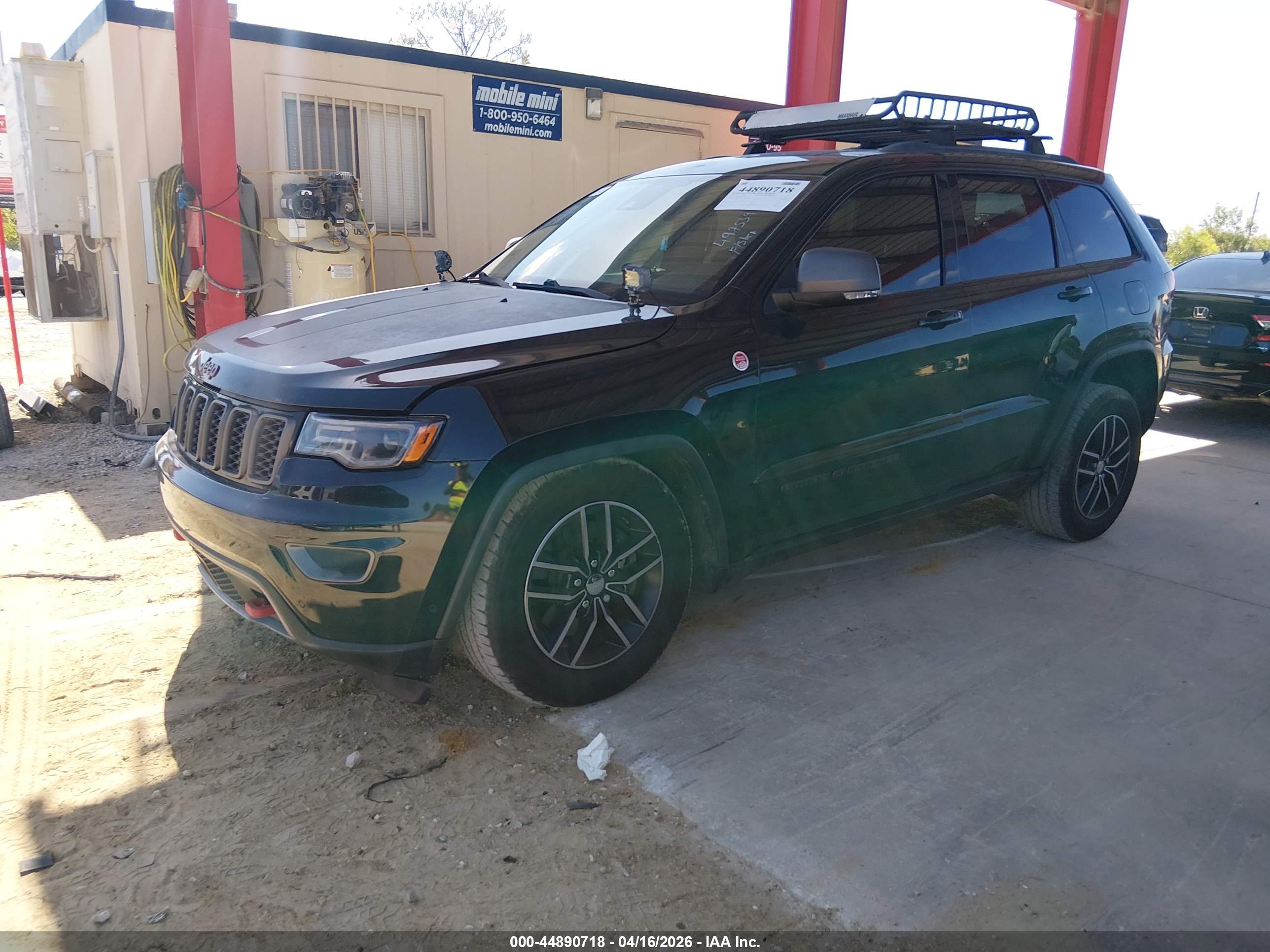 JEEP GRAND image 2