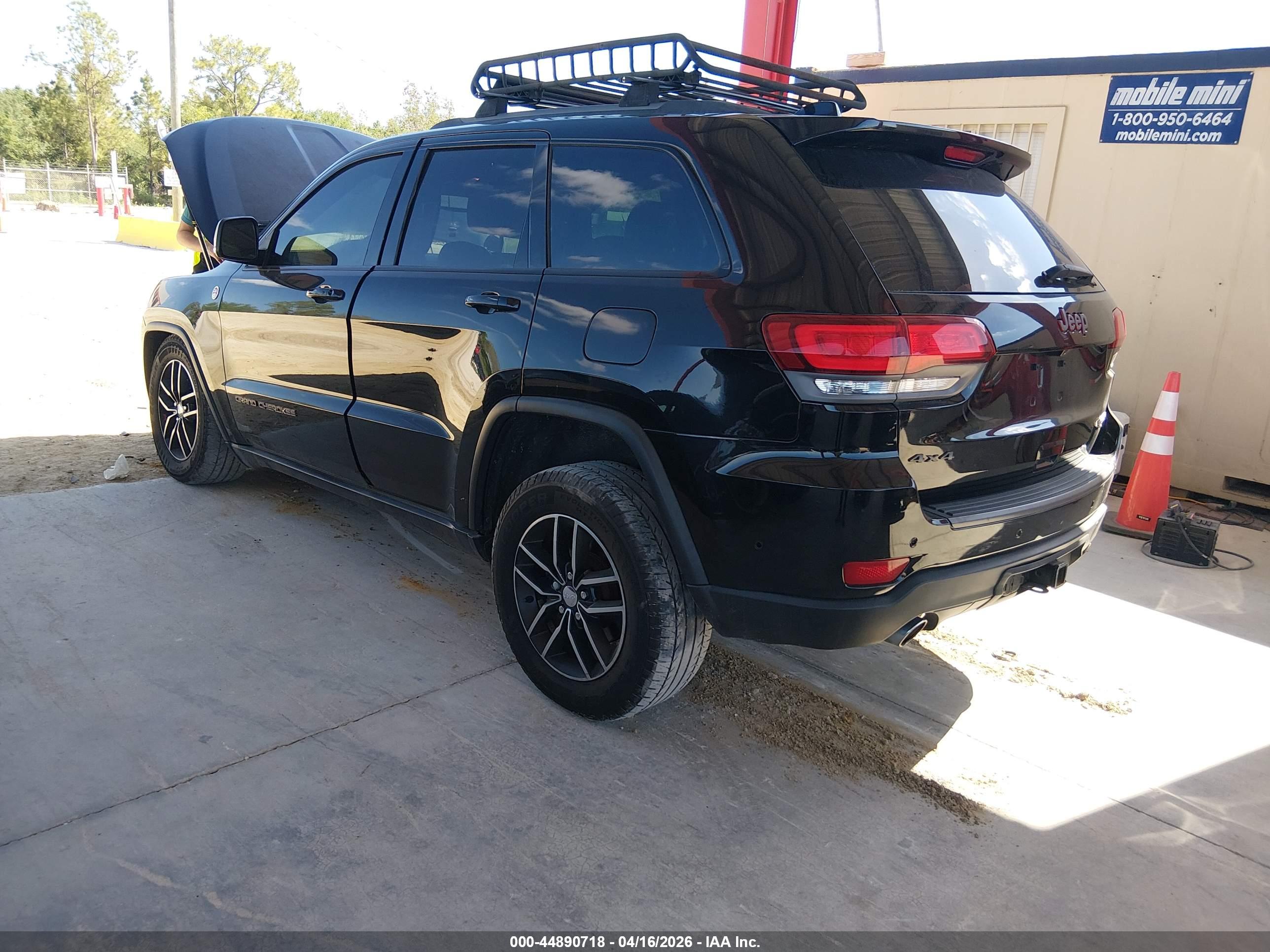 JEEP GRAND image 3