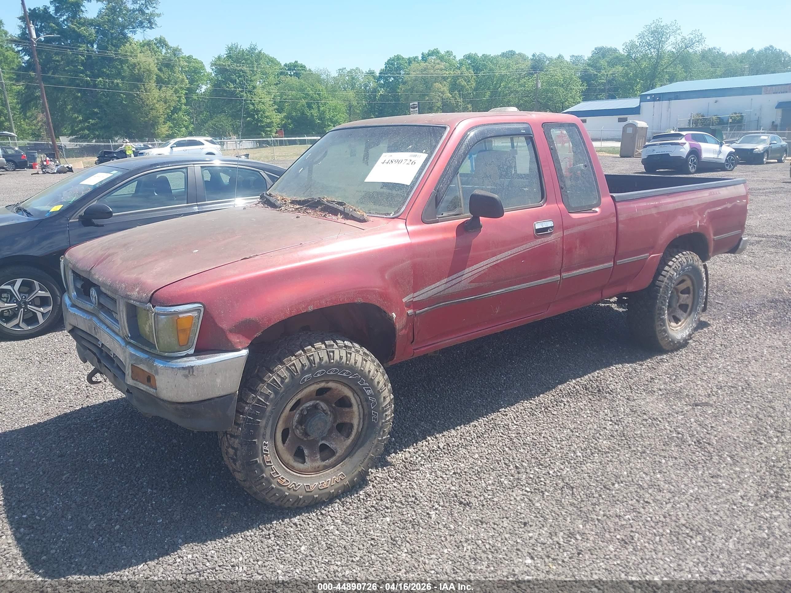 TOYOTA PICKUP image 2