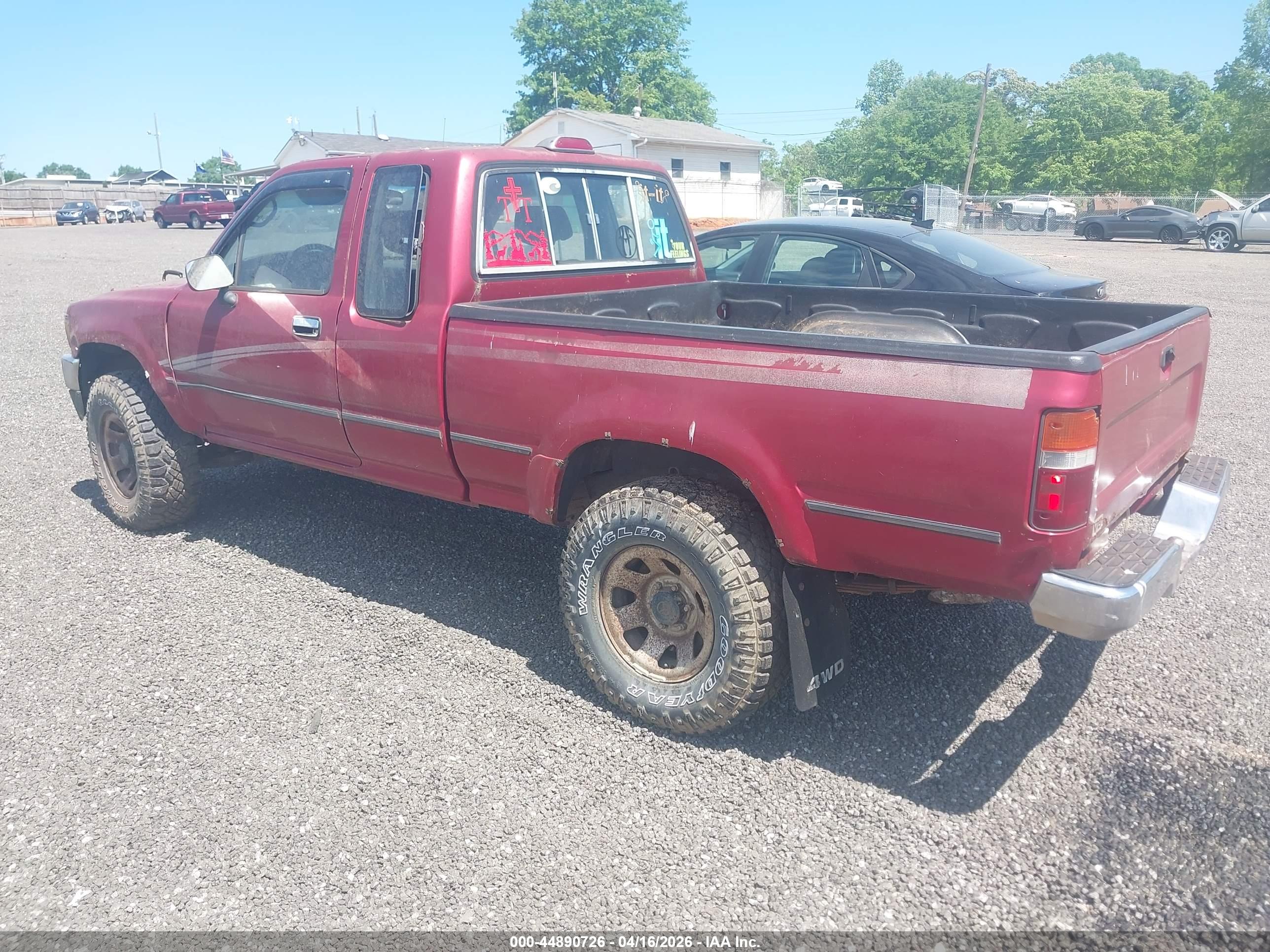 TOYOTA PICKUP image 3