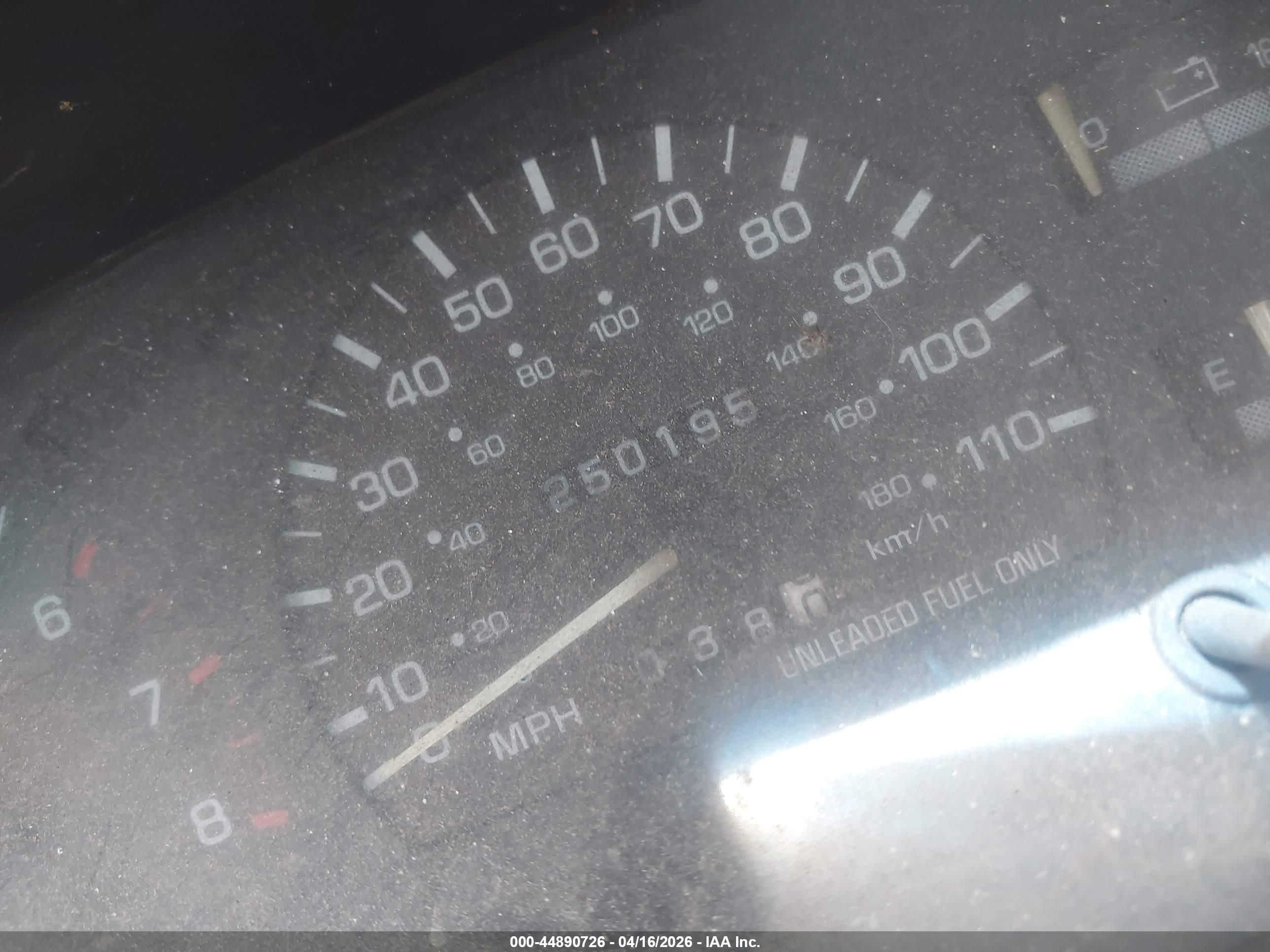 TOYOTA PICKUP image 7