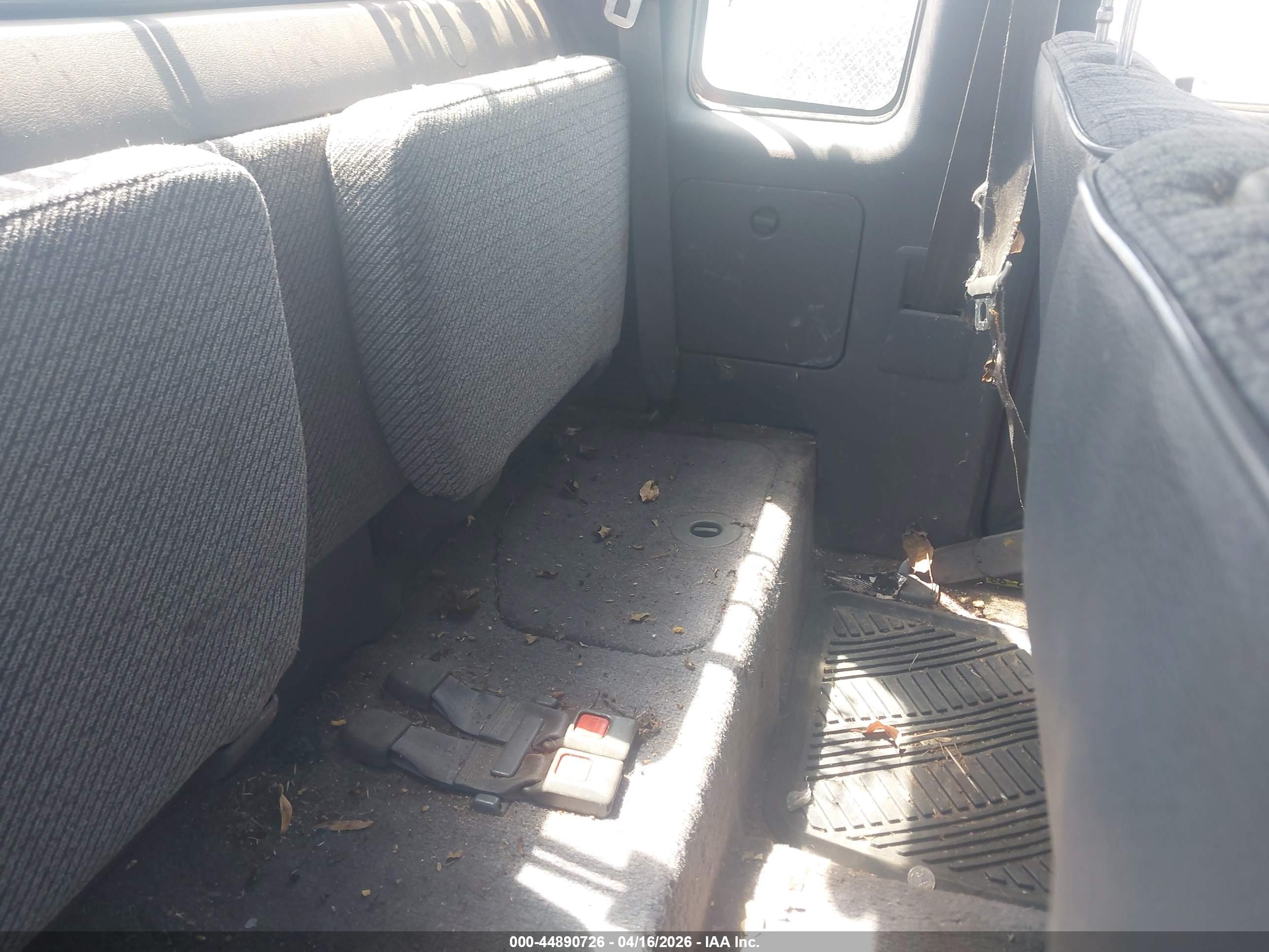 TOYOTA PICKUP image 8