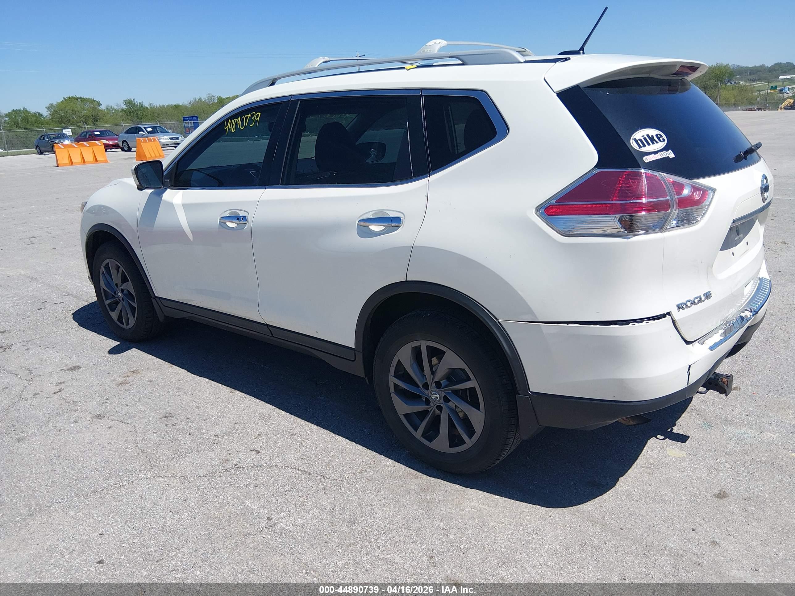 NISSAN ROGUE image 3