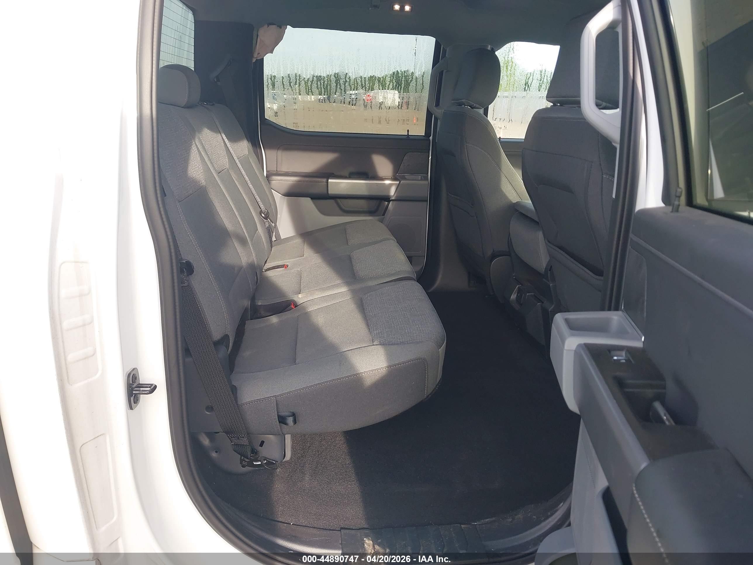 FORD F-150 image 8