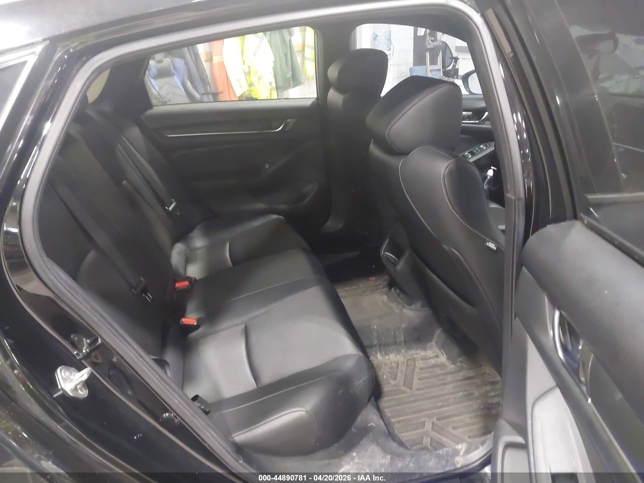 HONDA ACCORD image 8
