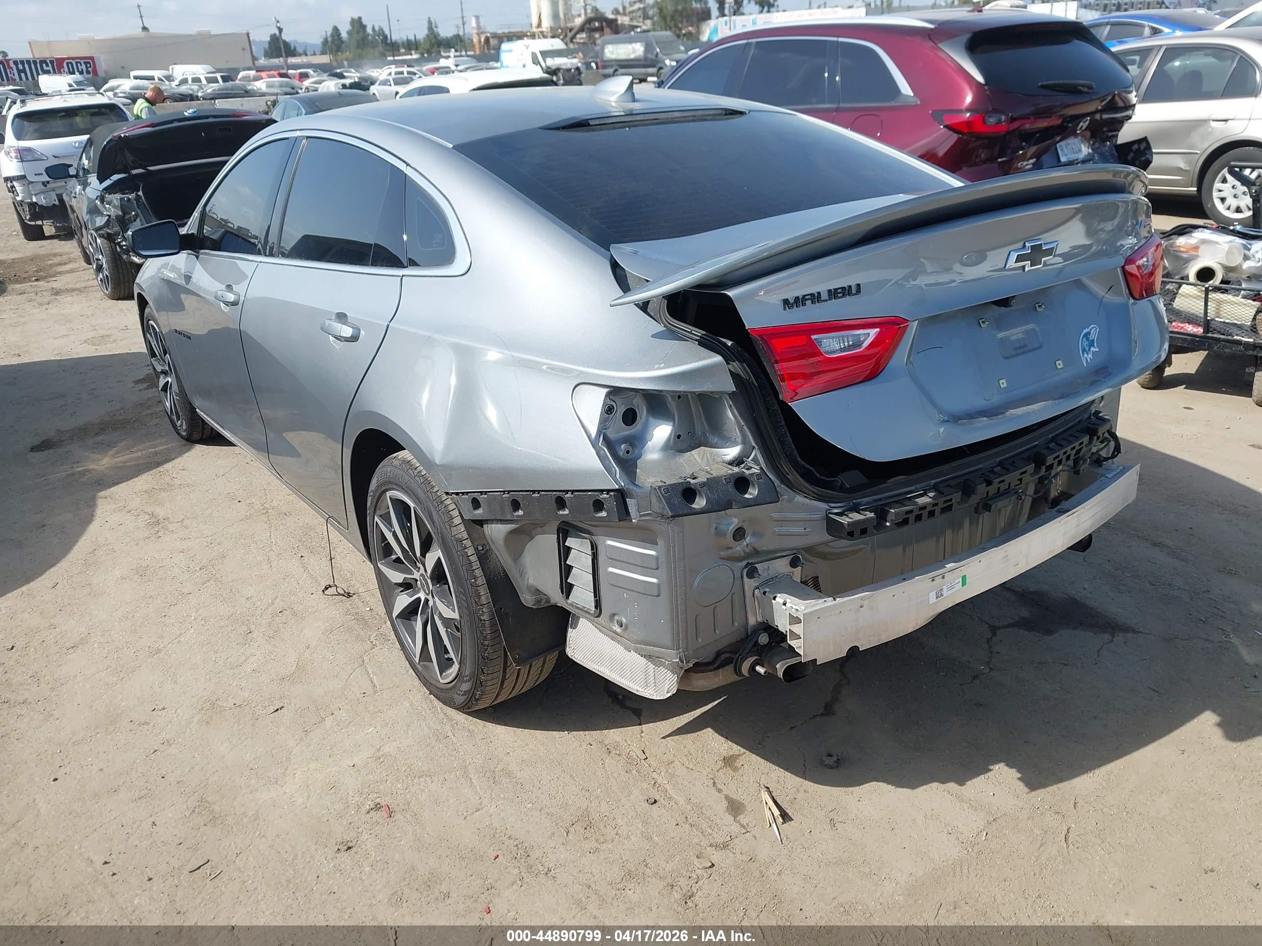 CHEVROLET MALIBU image 3